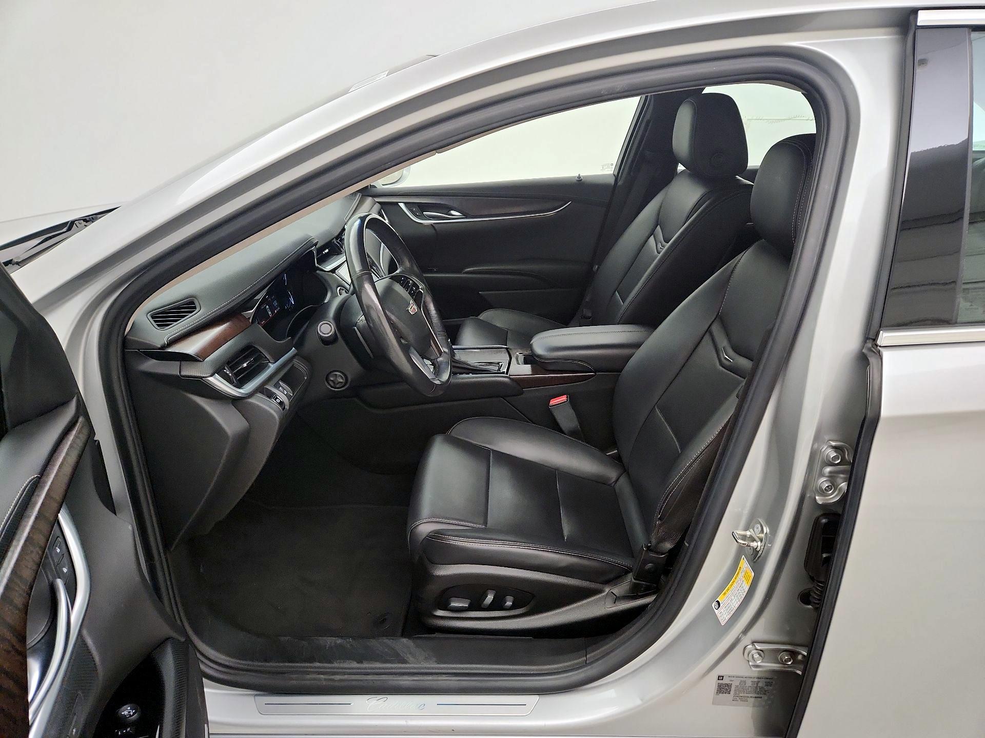 Thumbnail: 2018 Cadillac XTS - 11