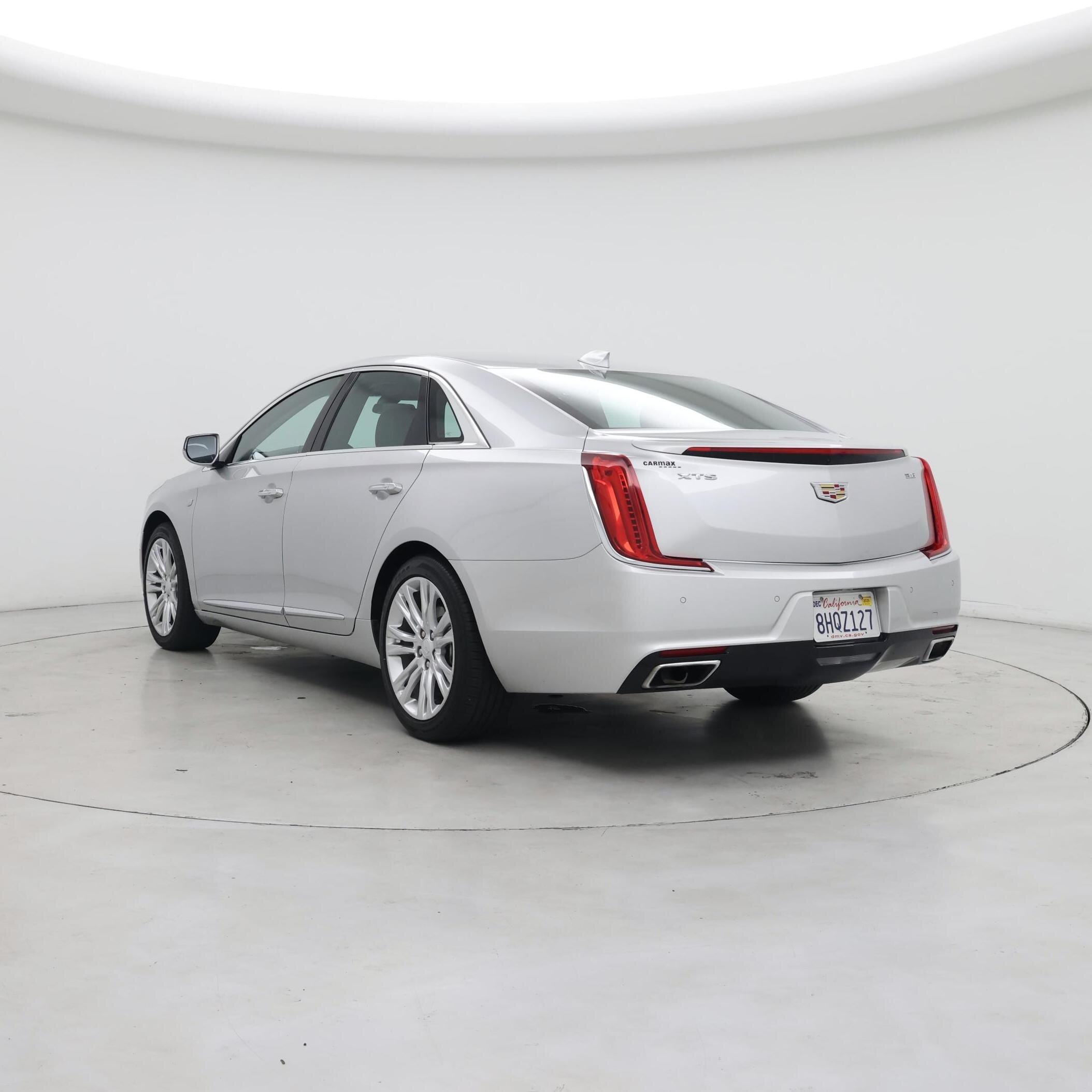 Thumbnail: 2018 Cadillac XTS - 2