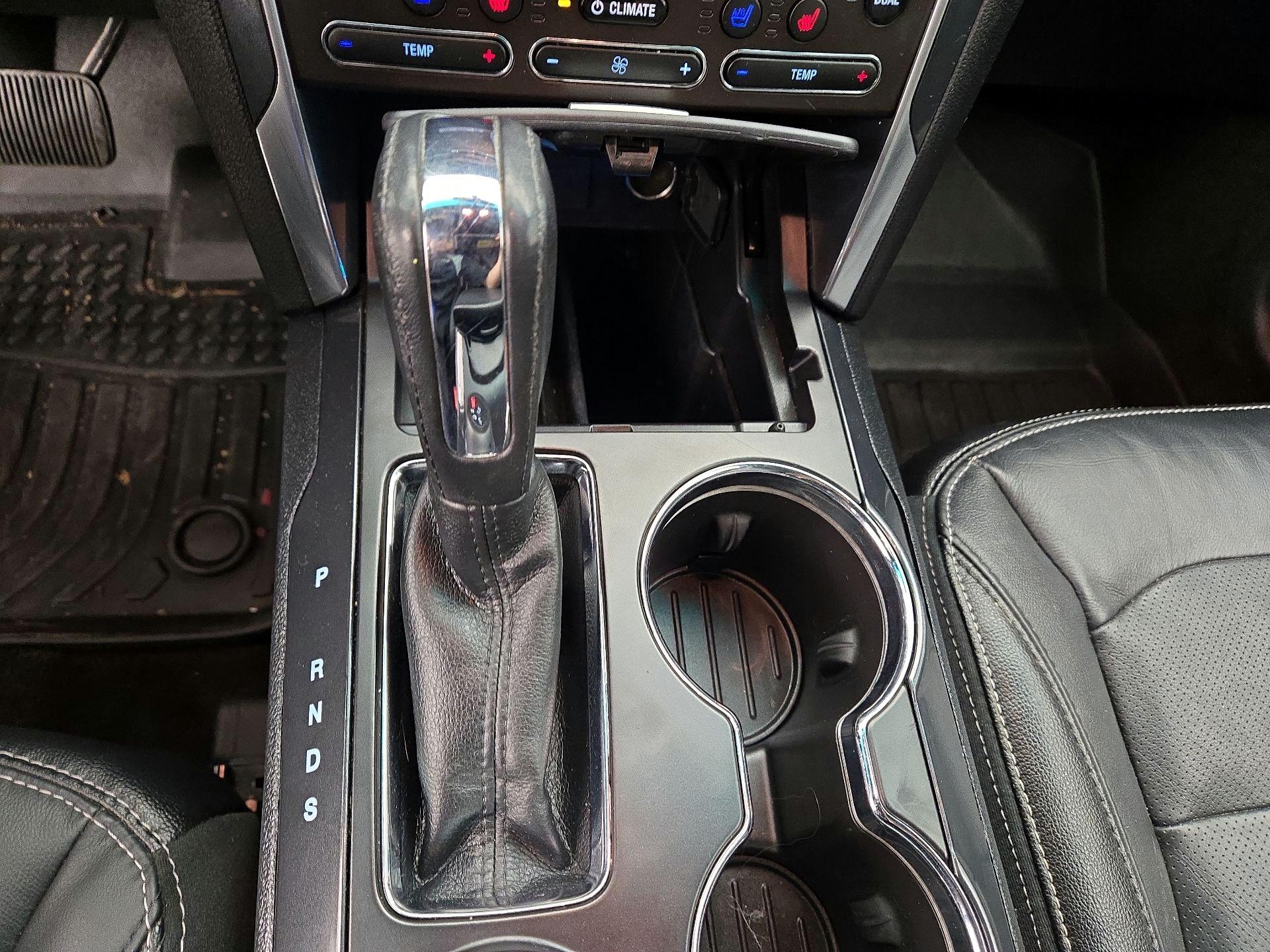 Thumbnail: 2016 Ford Explorer - 17