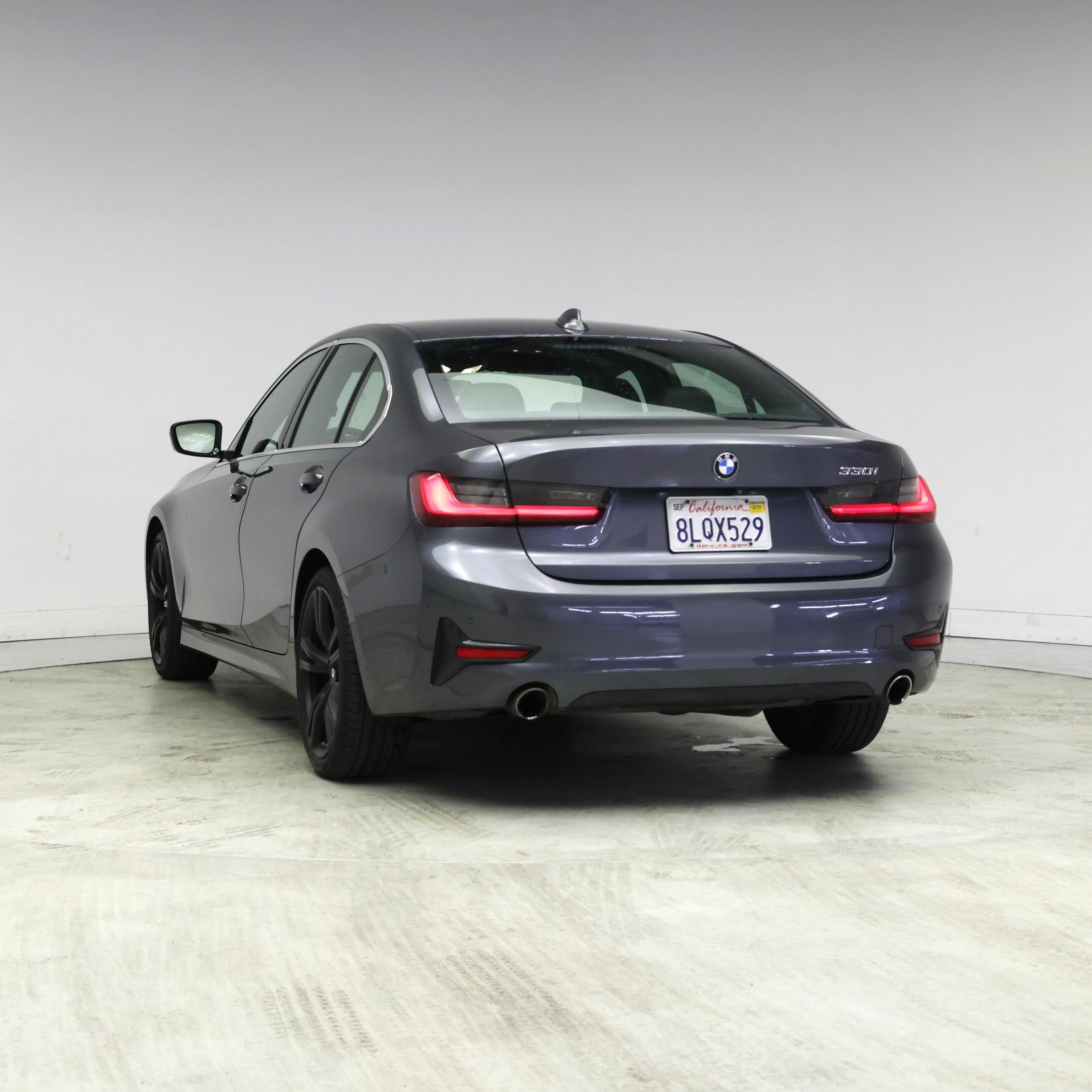 Thumbnail: 2019 BMW 3 Series - 2