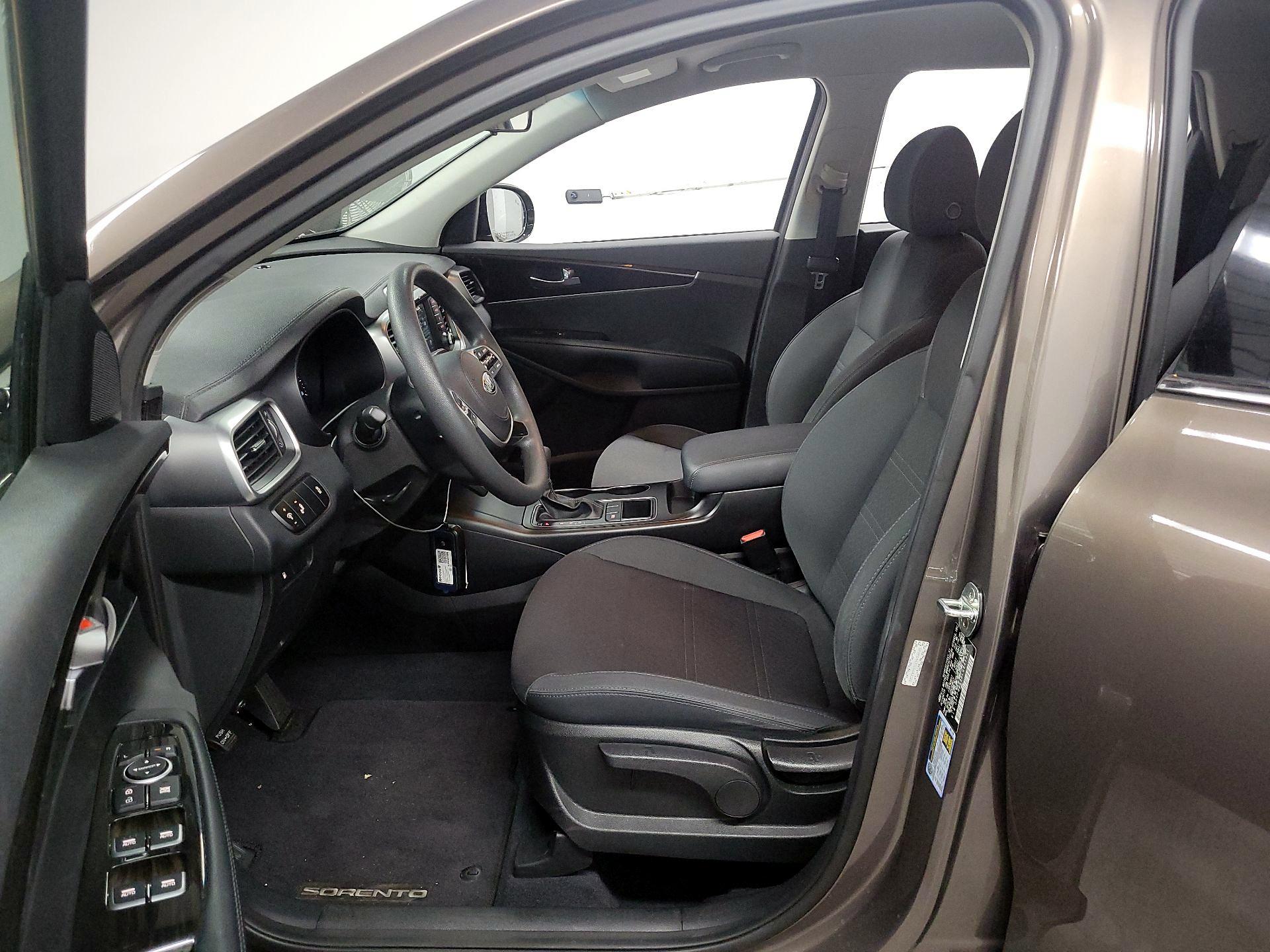 Thumbnail: 2020 Kia Sorento - 11