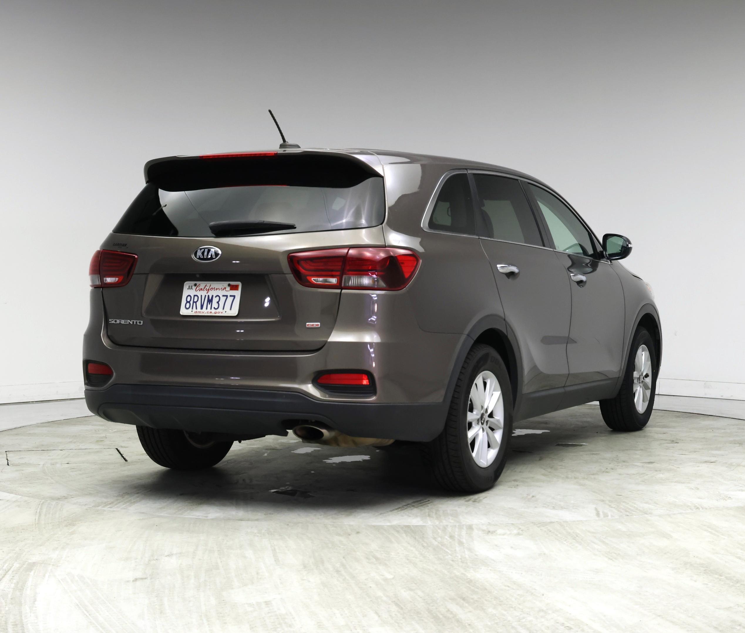 Thumbnail: 2020 Kia Sorento - 8