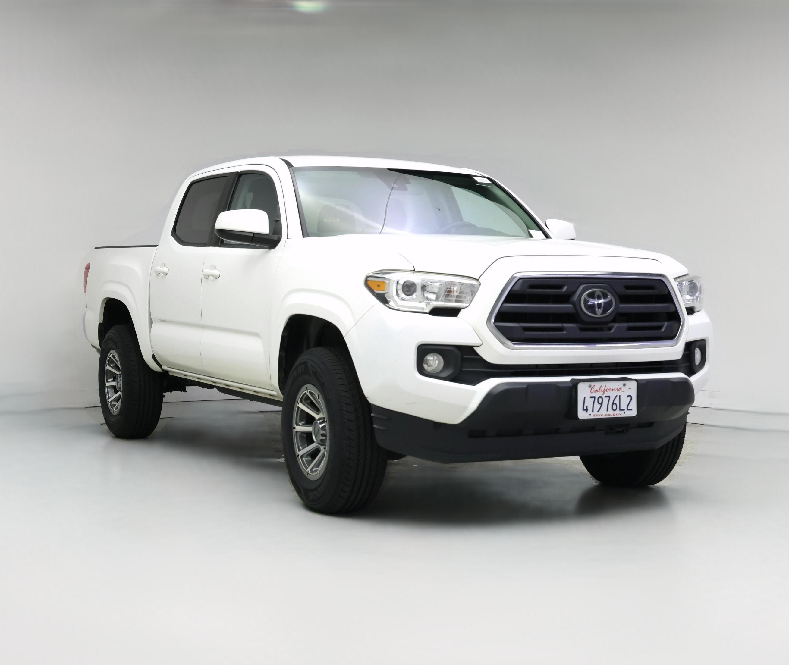 Thumbnail: 2019 Toyota Tacoma - 1