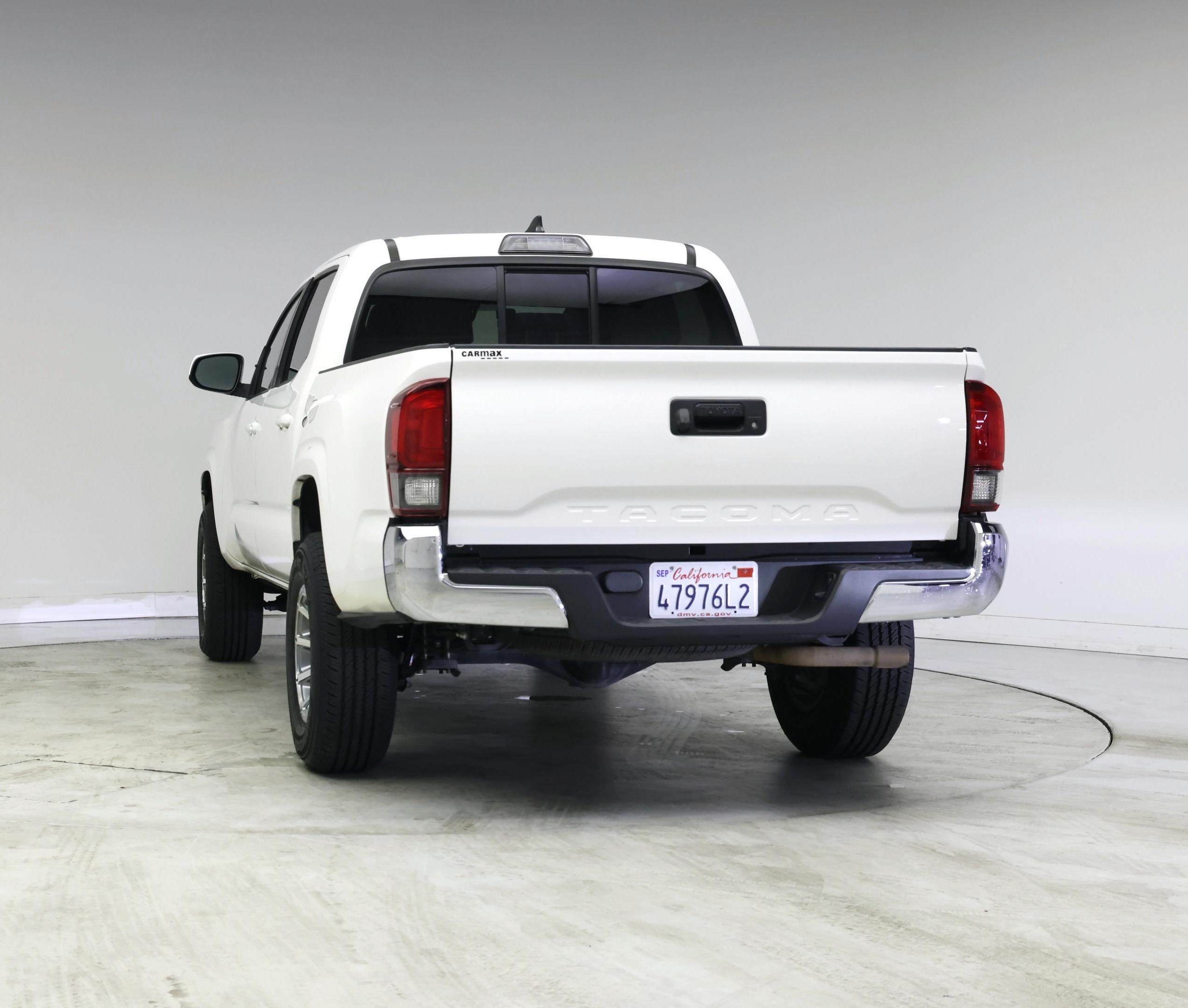Thumbnail: 2019 Toyota Tacoma - 6