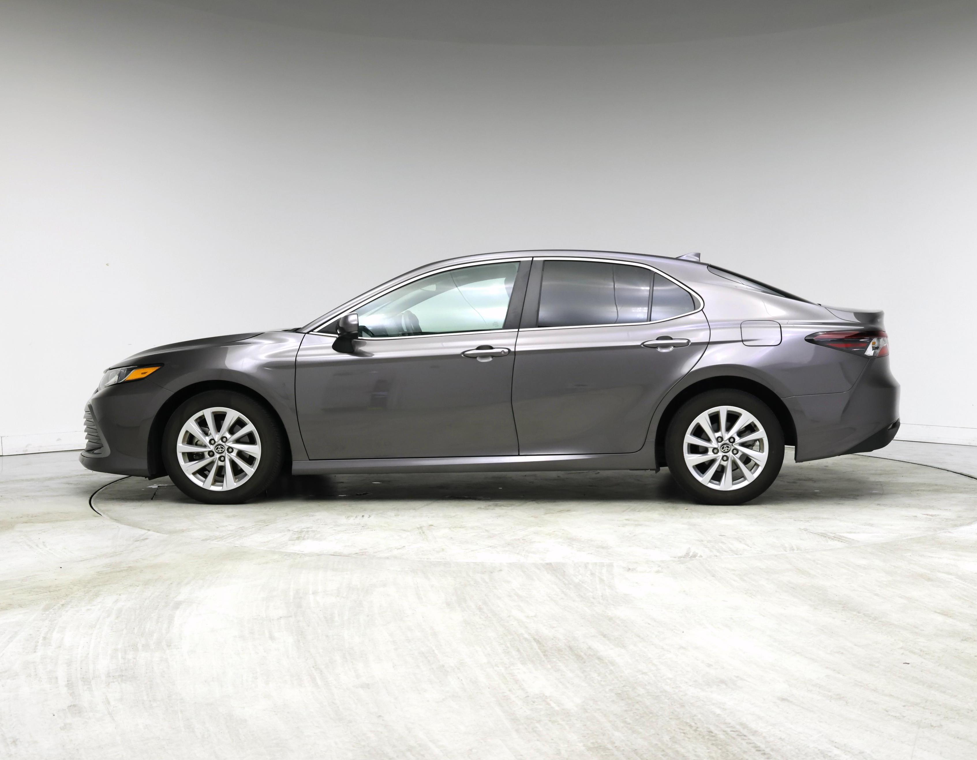 Thumbnail: 2023 Toyota Camry - 3