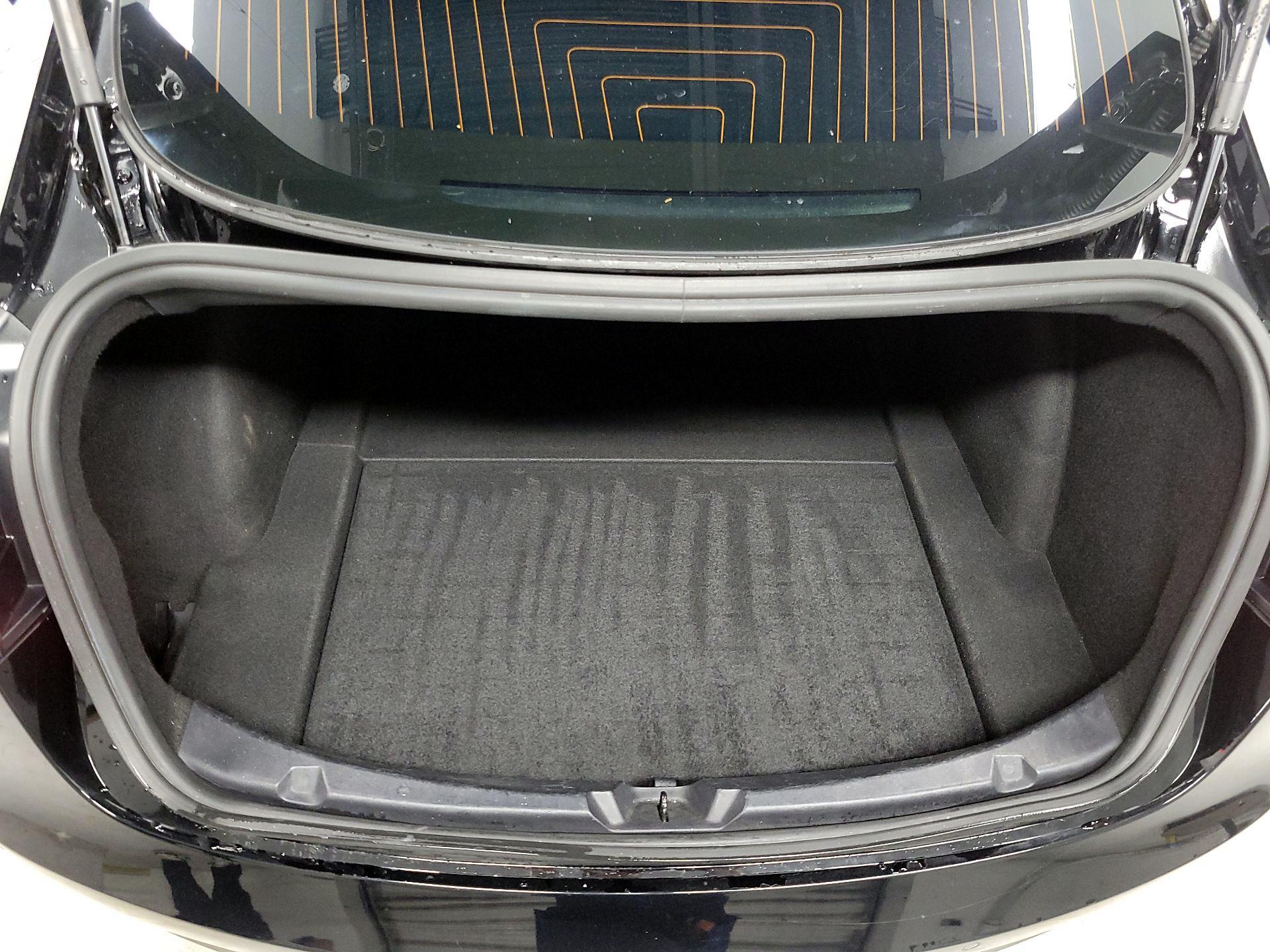 Thumbnail: 2020 Tesla Model 3 - 18