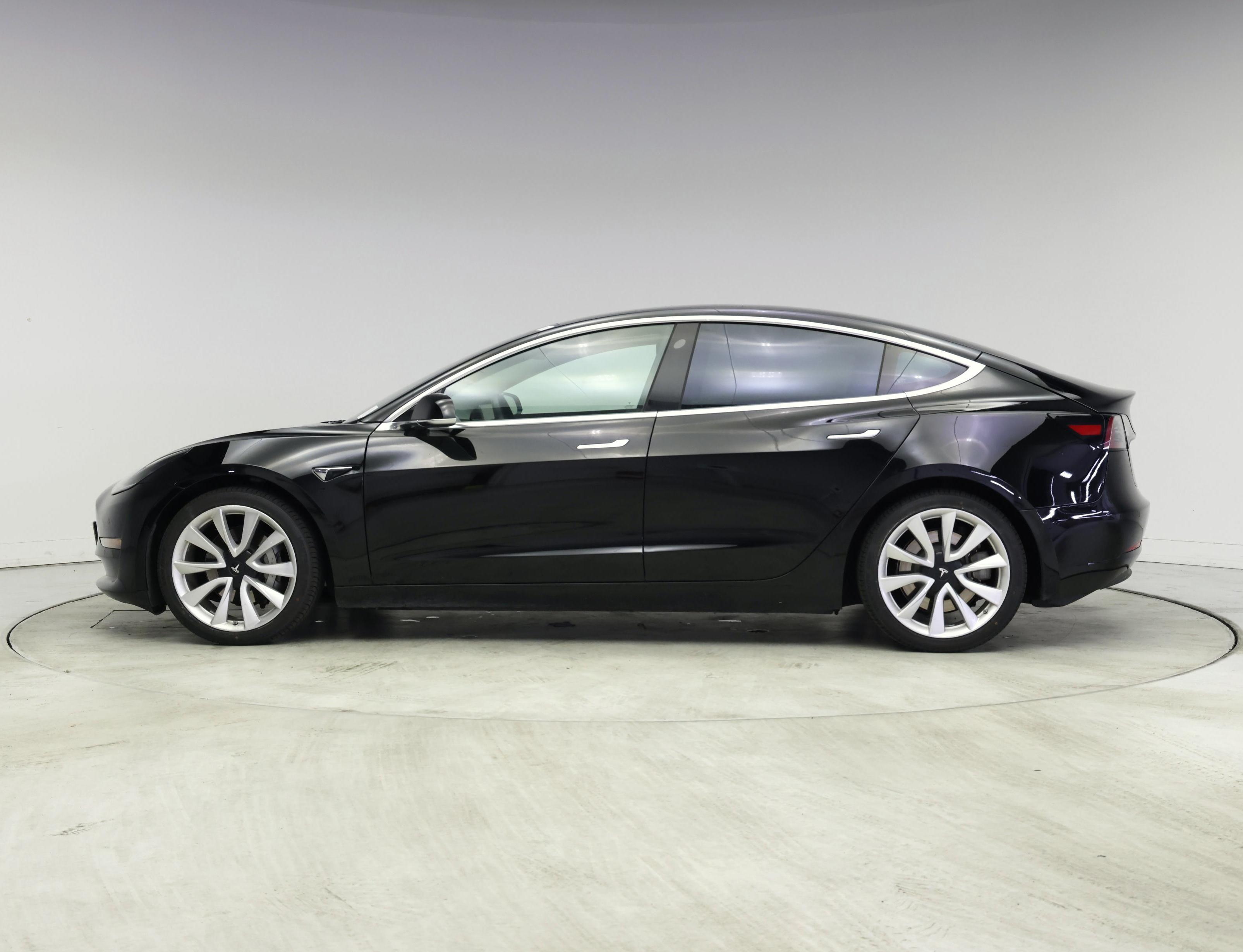 Thumbnail: 2020 Tesla Model 3 - 3