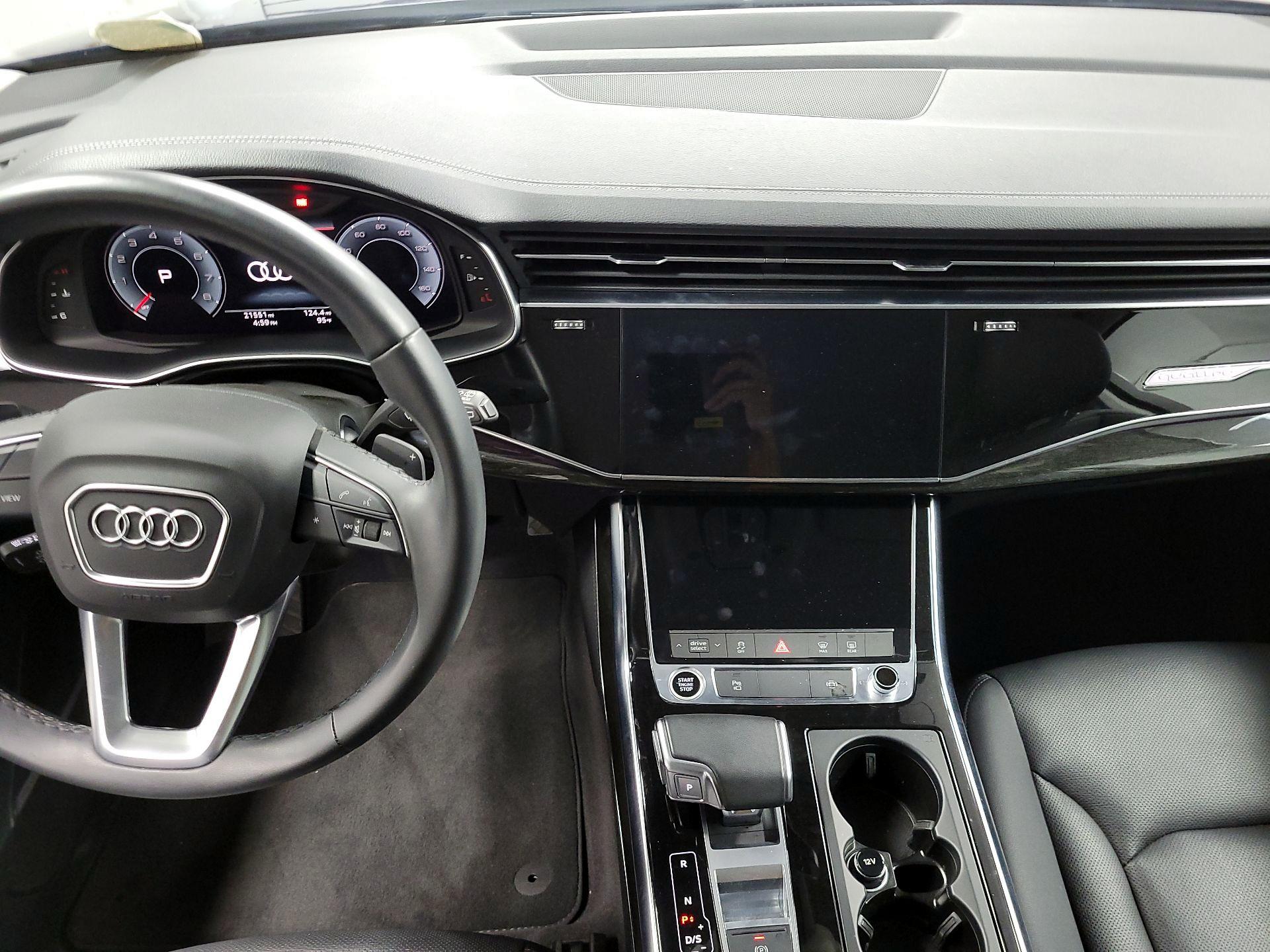 Thumbnail: 2023 Audi Q7 - 9
