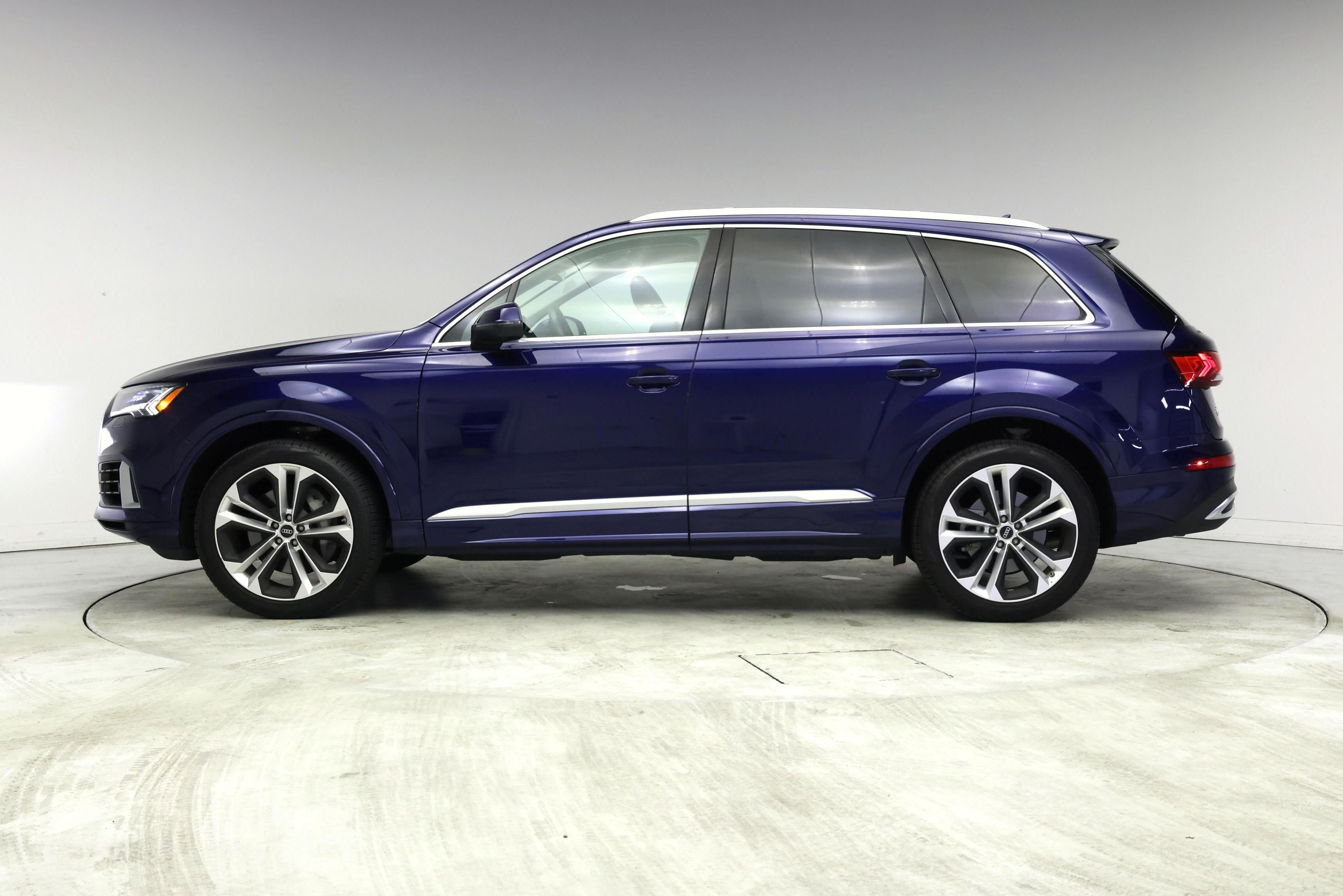 Thumbnail: 2023 Audi Q7 - 3