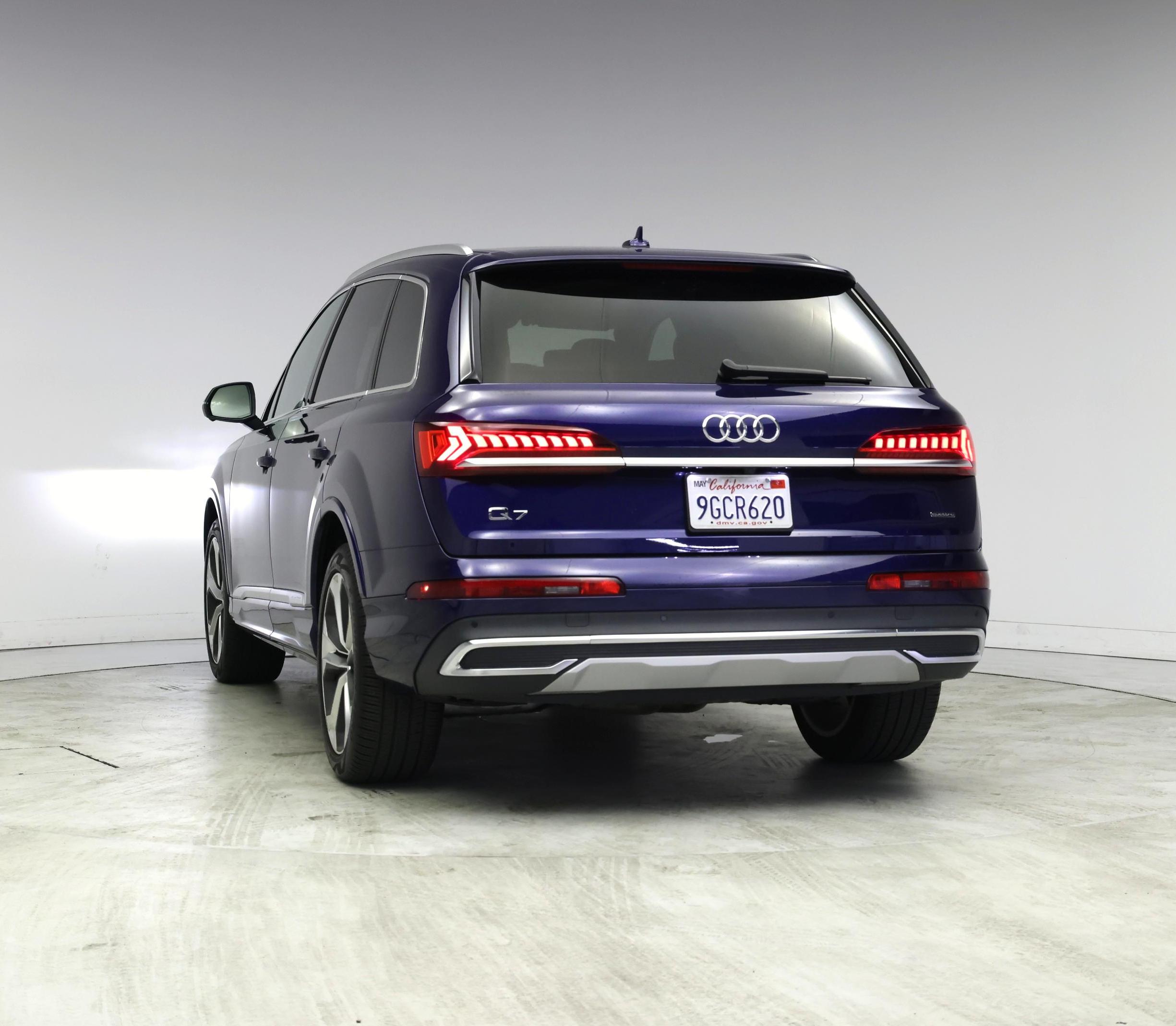 Thumbnail: 2023 Audi Q7 - 6