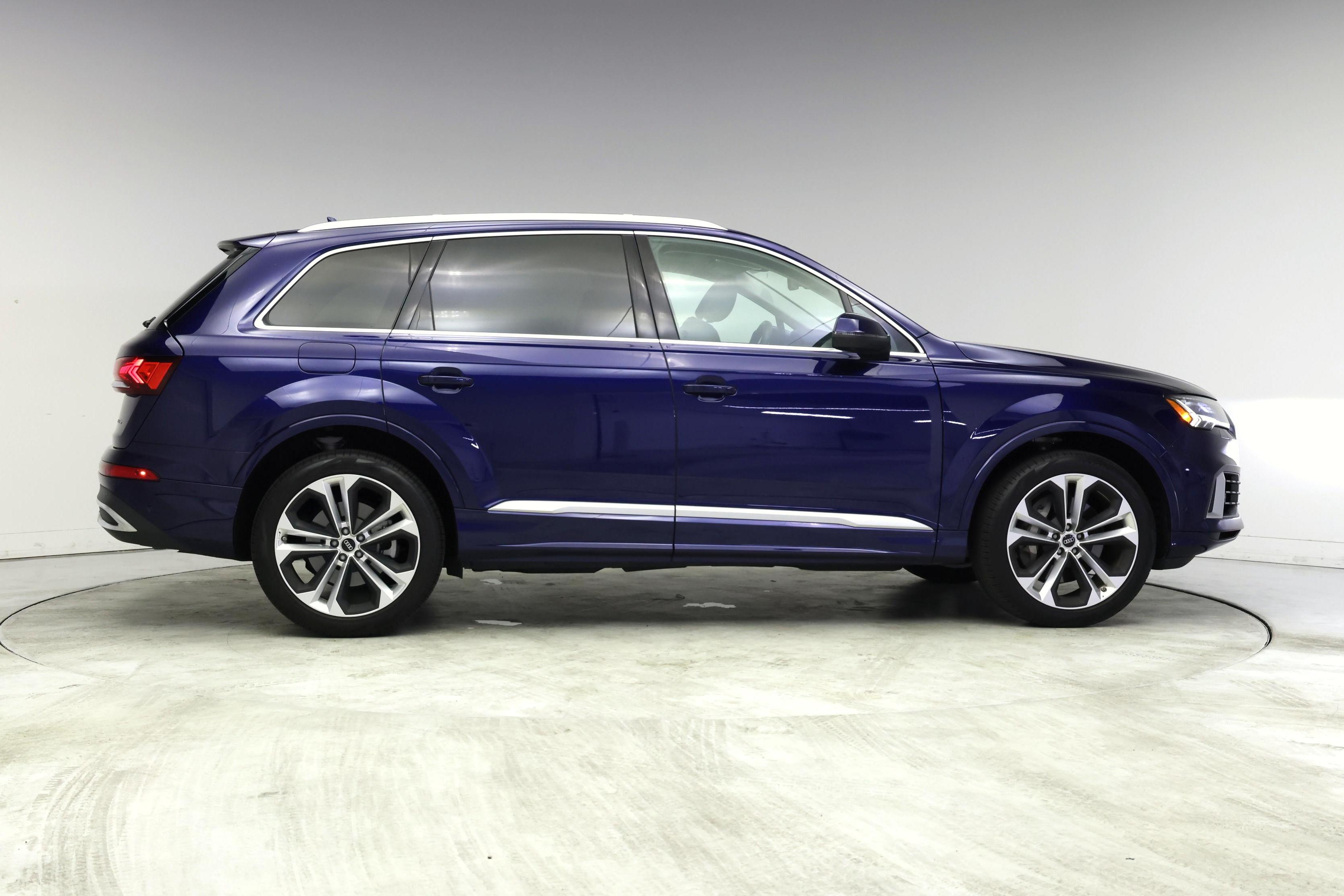 Thumbnail: 2023 Audi Q7 - 7
