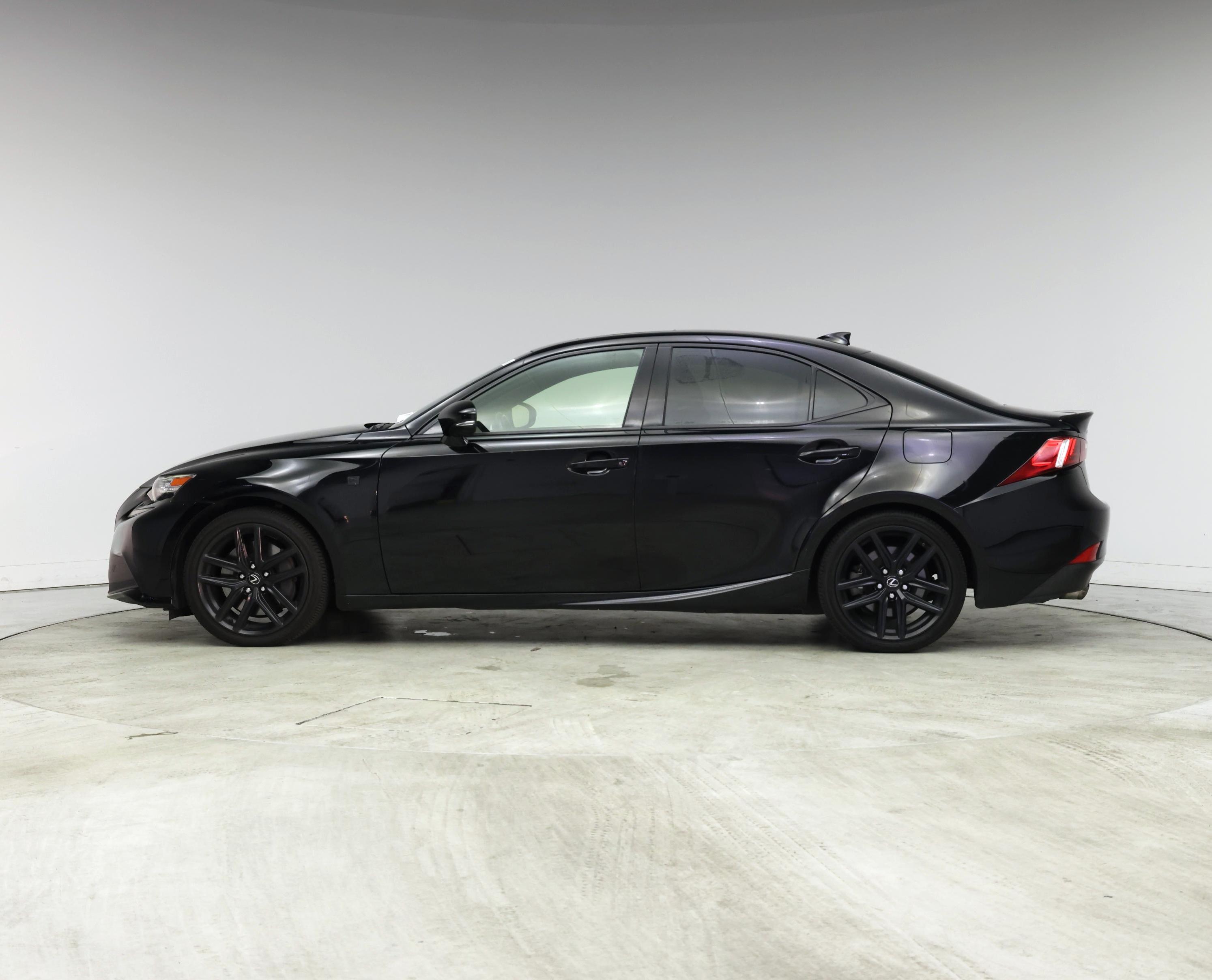 Thumbnail: 2016 Lexus IS - 3