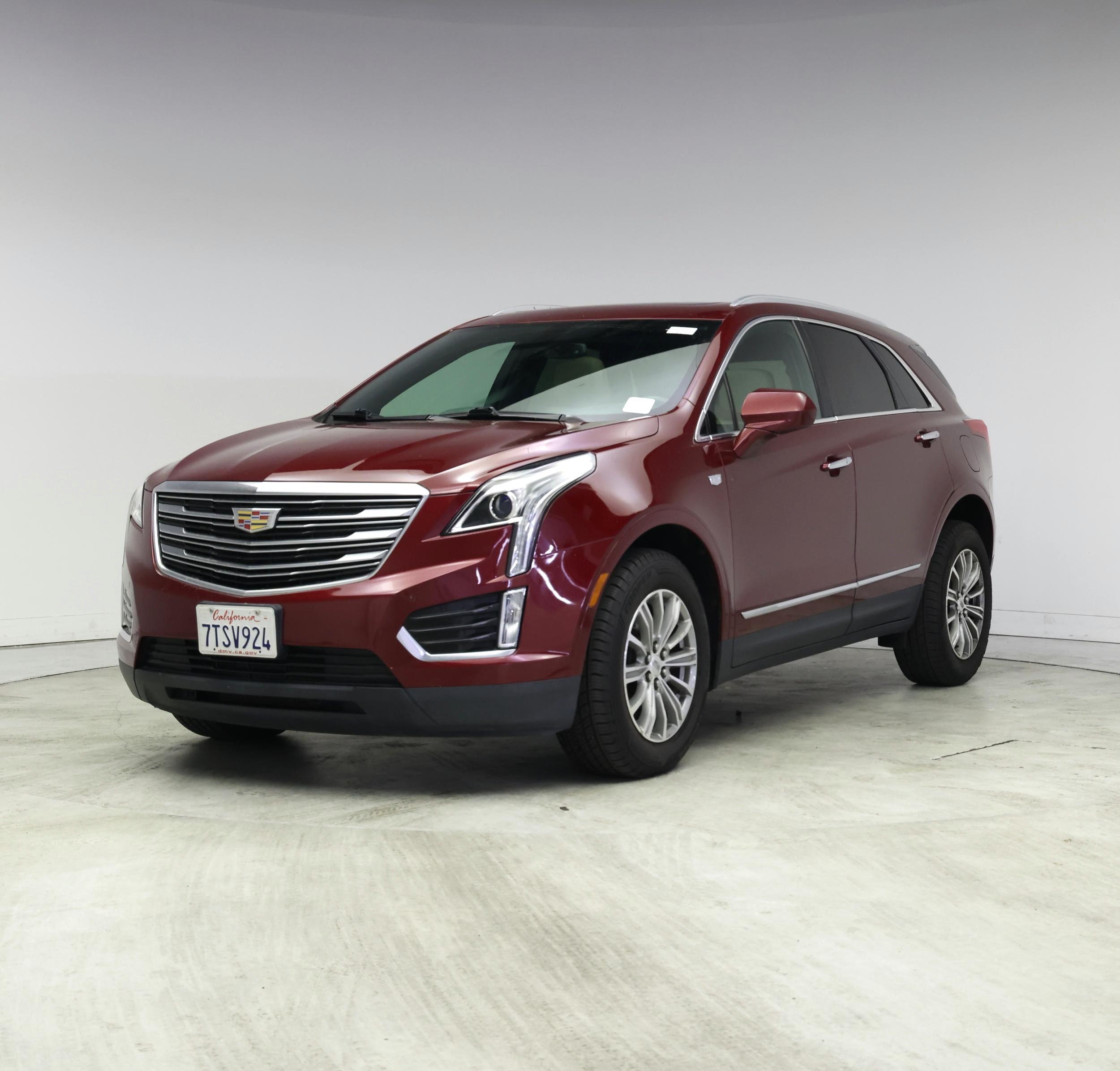 Thumbnail: 2017 Cadillac XT5 - 4