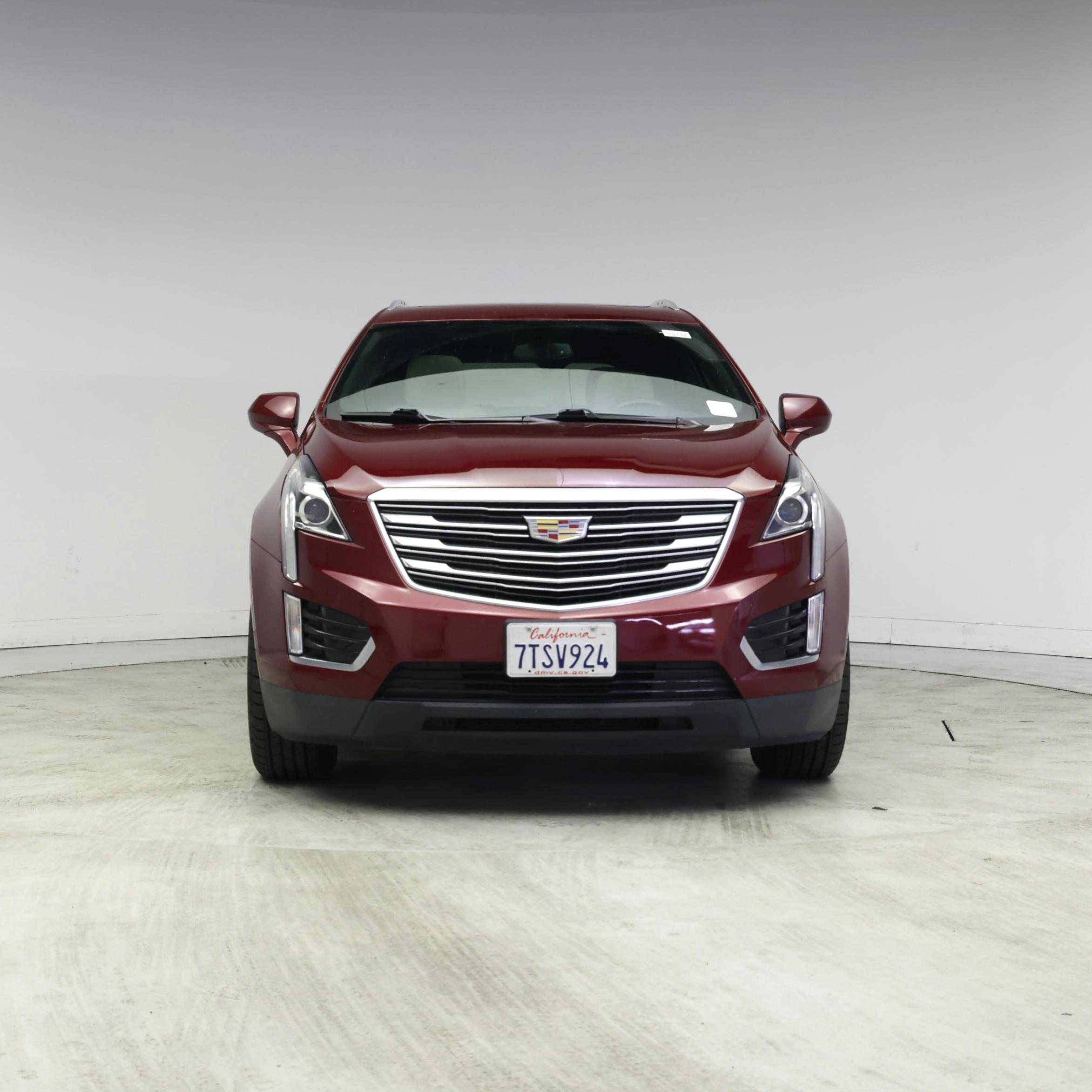 Thumbnail: 2017 Cadillac XT5 - 5