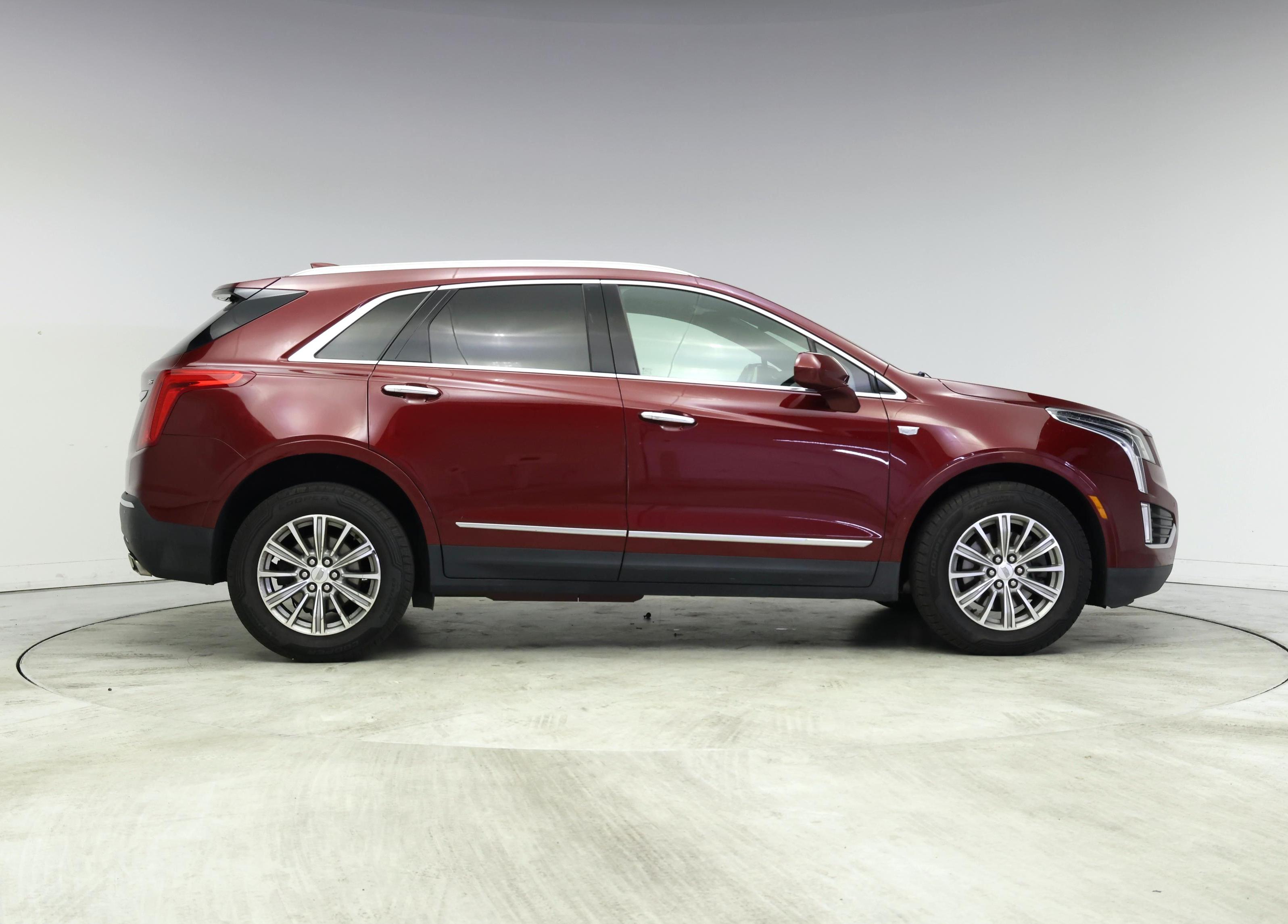 Thumbnail: 2017 Cadillac XT5 - 7