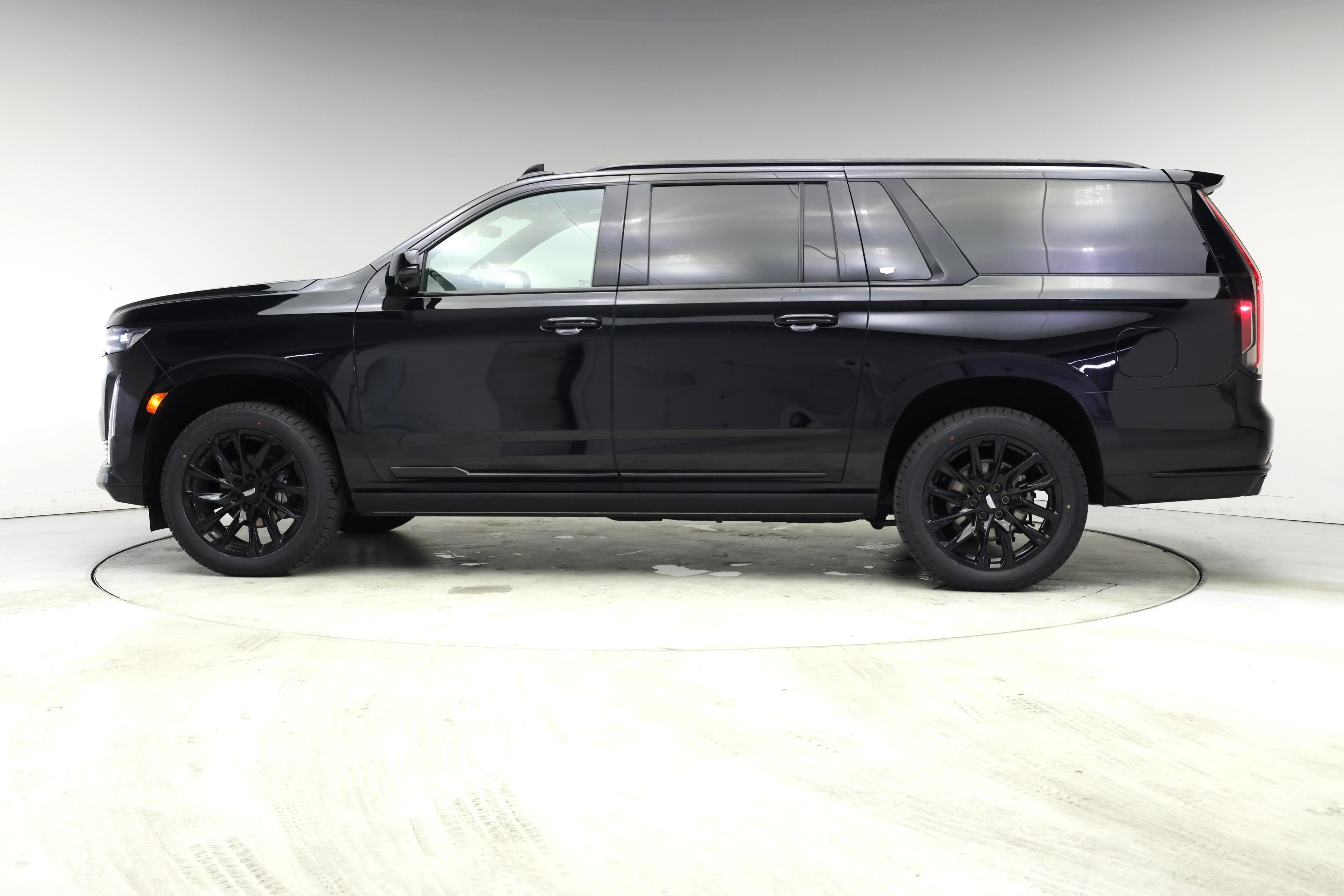 Thumbnail: 2023 Cadillac Escalade - 3