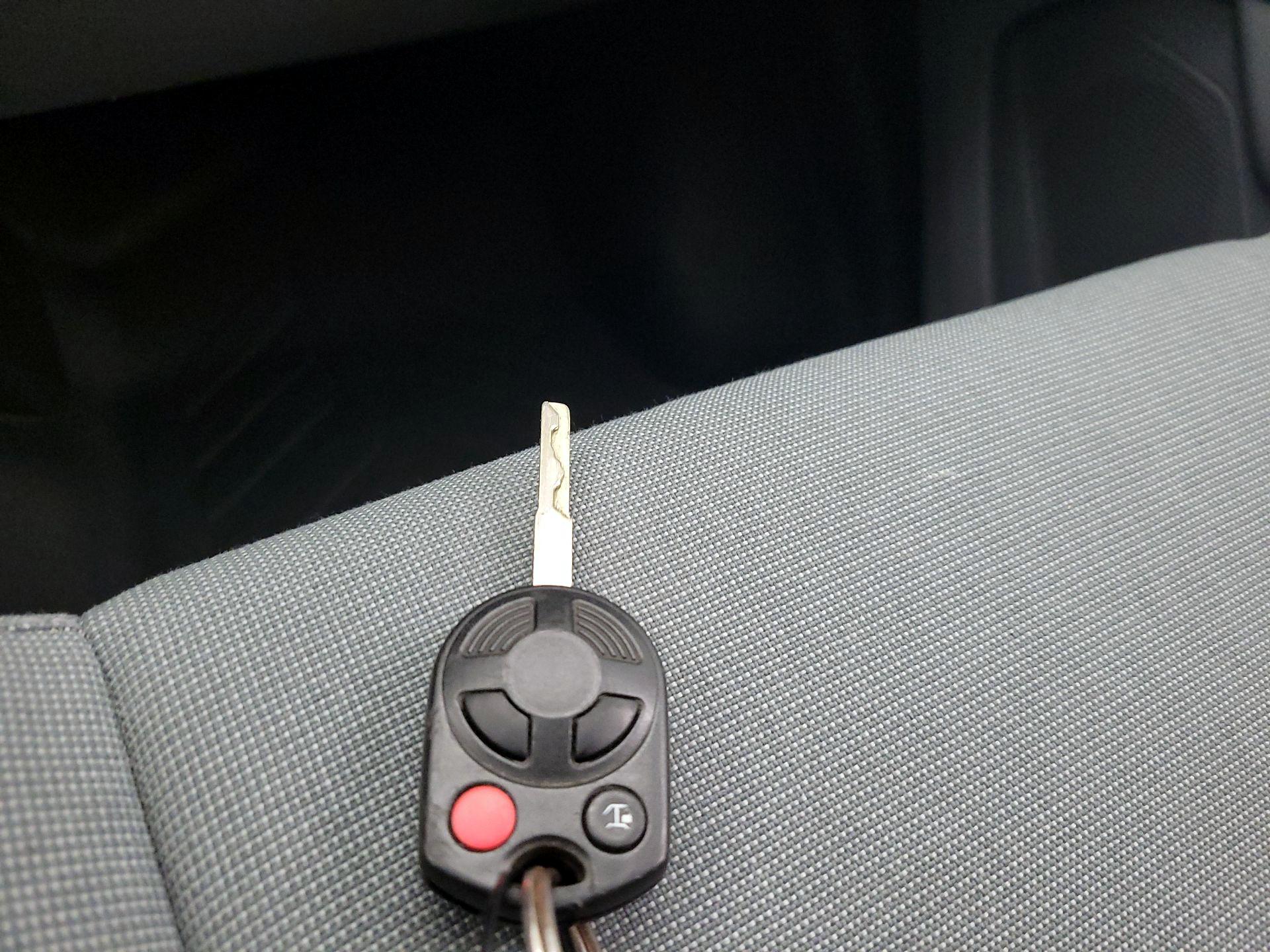 Thumbnail: 2015 Ford Transit Series - 20