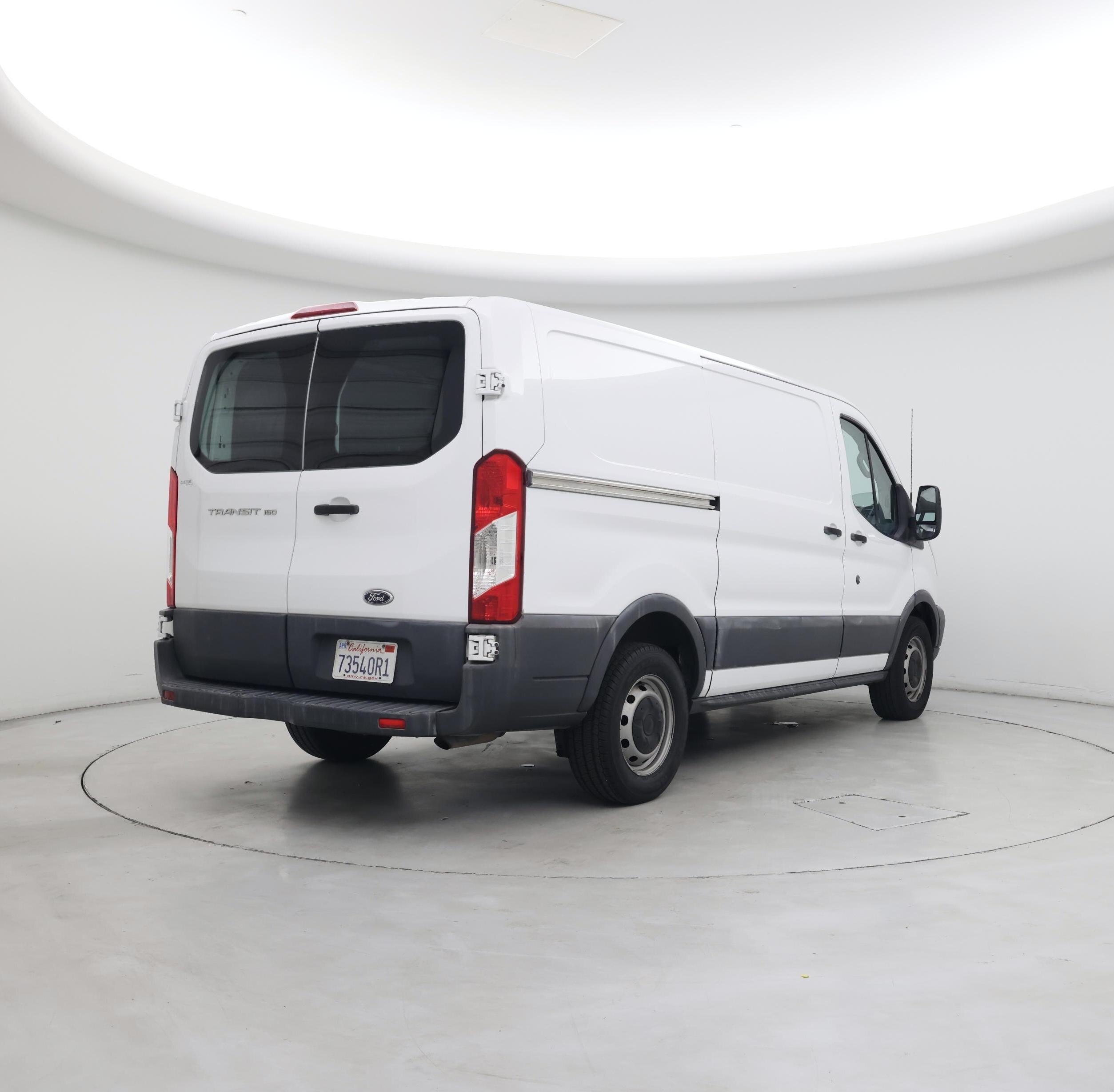 Thumbnail: 2015 Ford Transit Series - 8