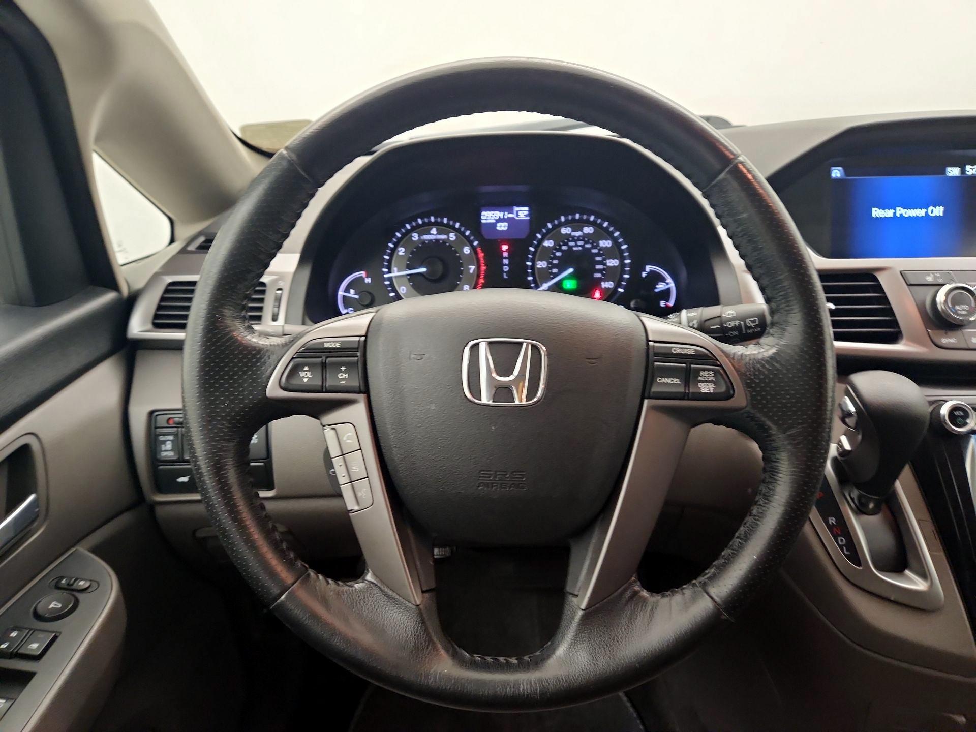 Thumbnail: 2015 Honda Odyssey - 10