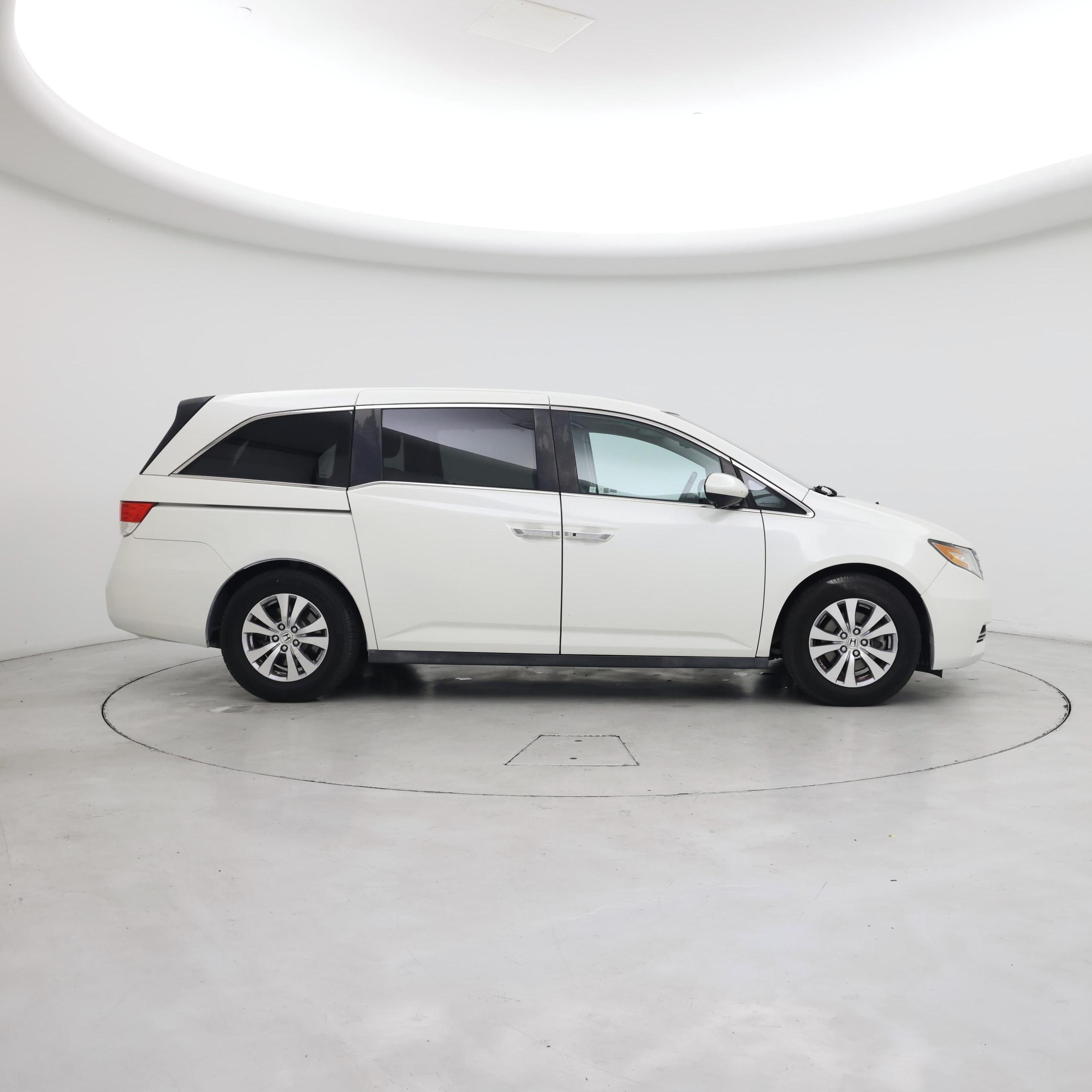 Thumbnail: 2015 Honda Odyssey - 7