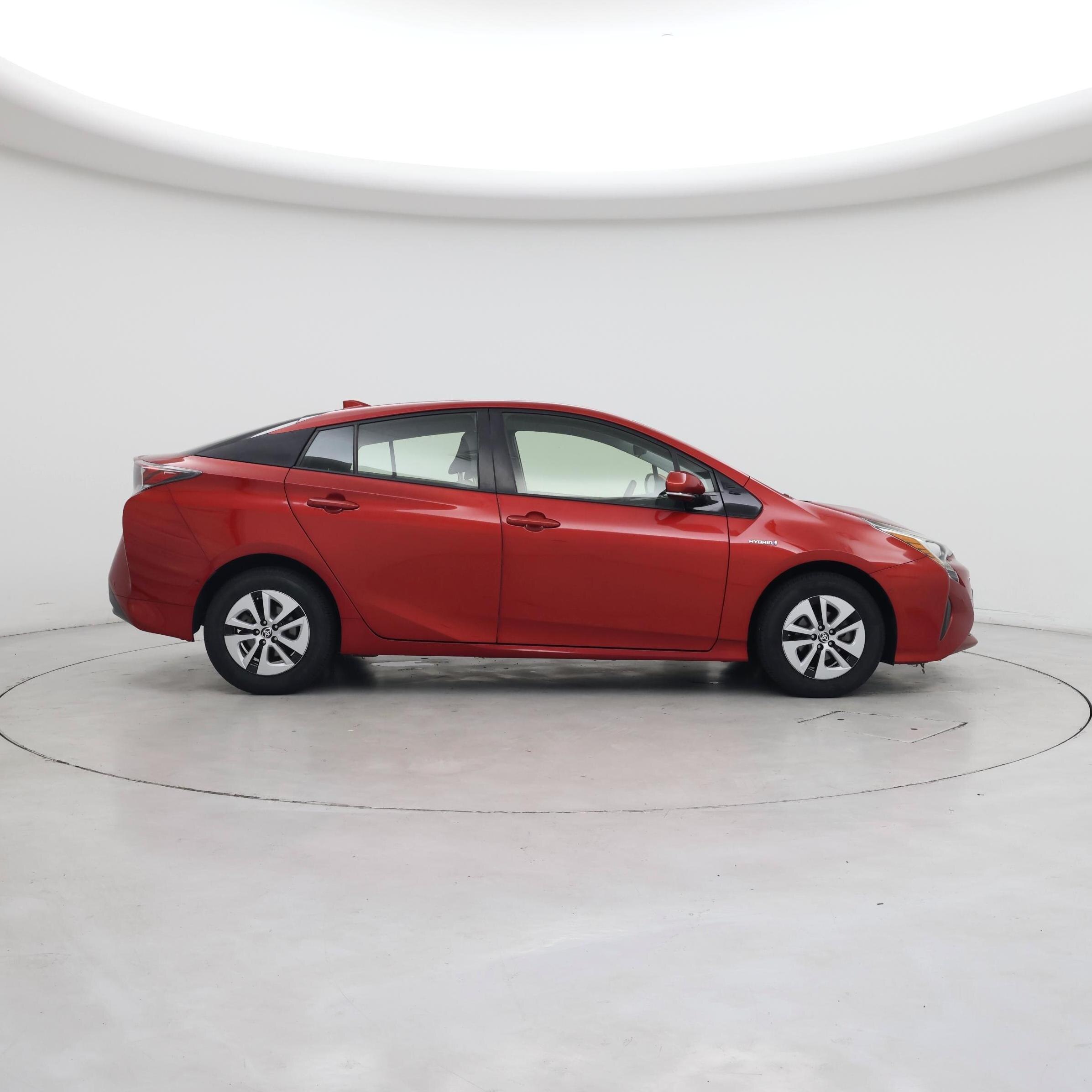 Thumbnail: 2017 Toyota Prius - 7