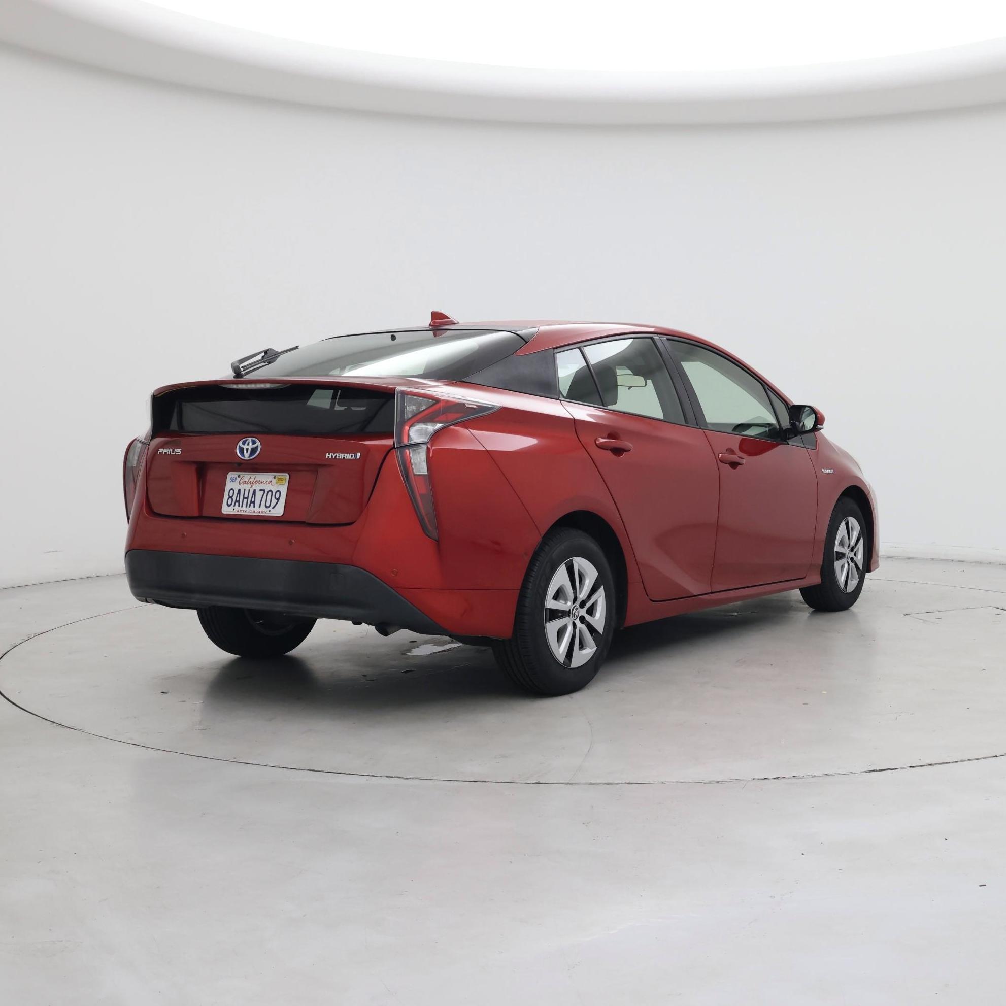 Thumbnail: 2017 Toyota Prius - 8