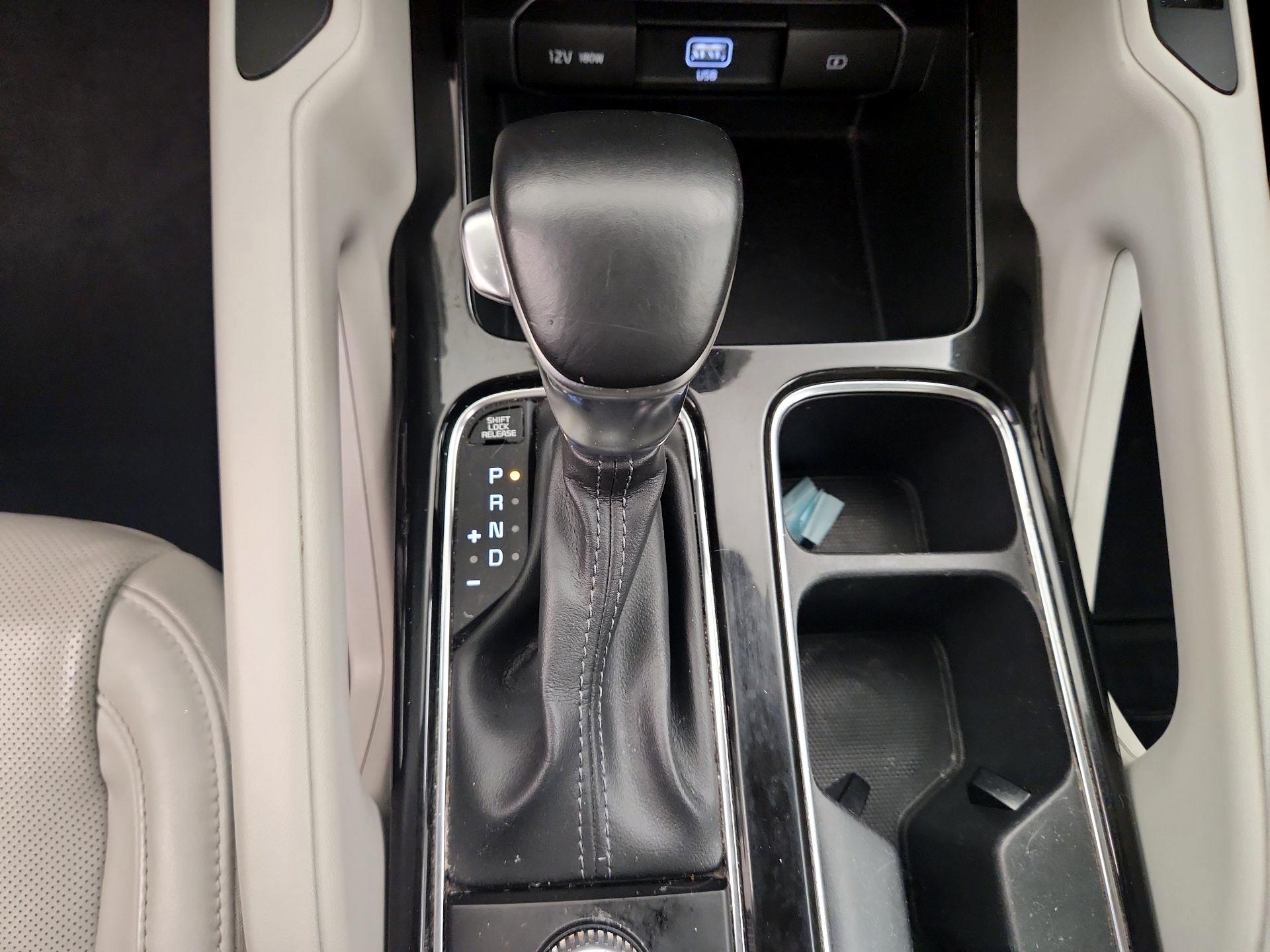 Thumbnail: 2021 Kia Telluride - 17