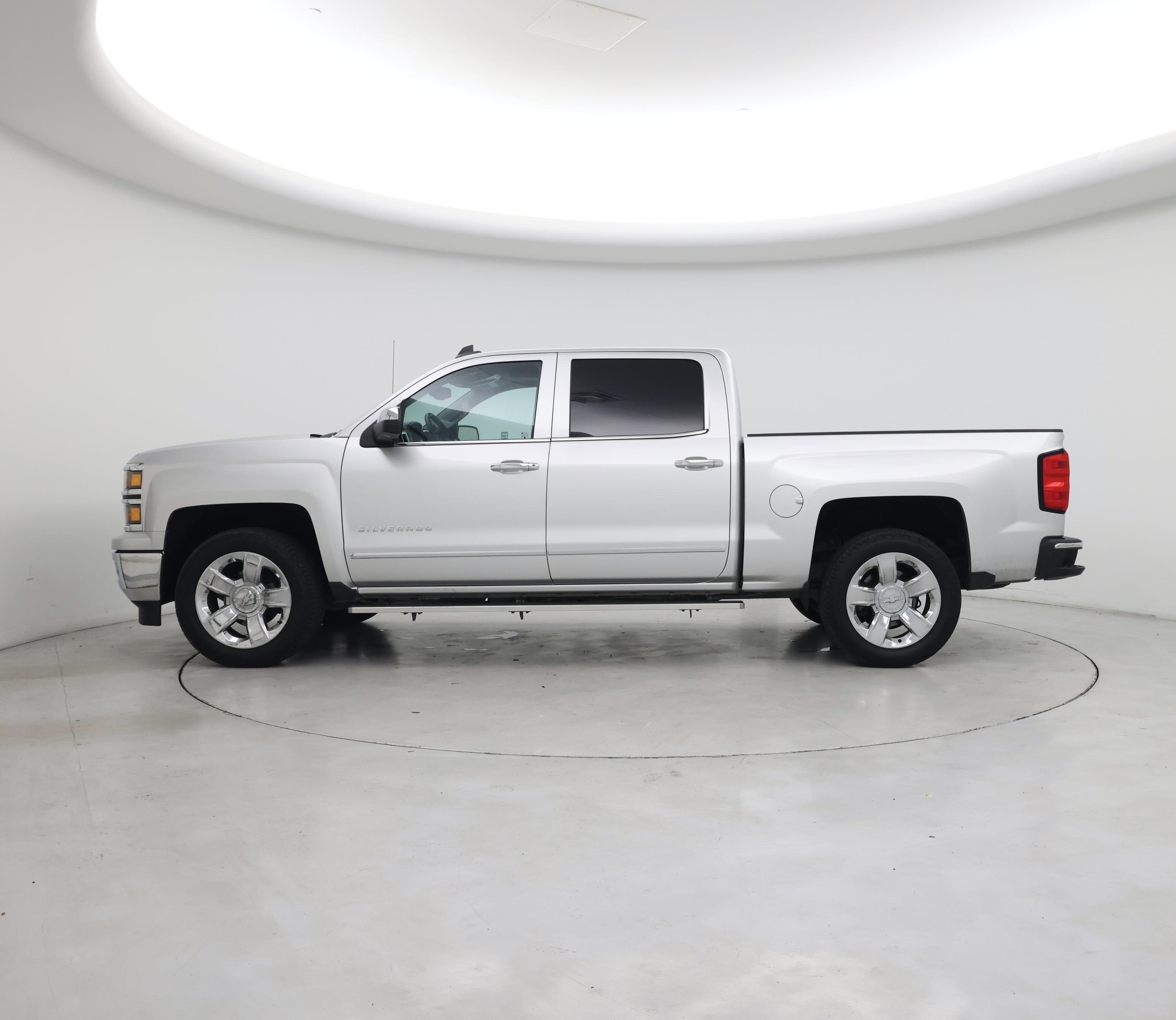 Thumbnail: 2015 Chevrolet Silverado 1500 - 3
