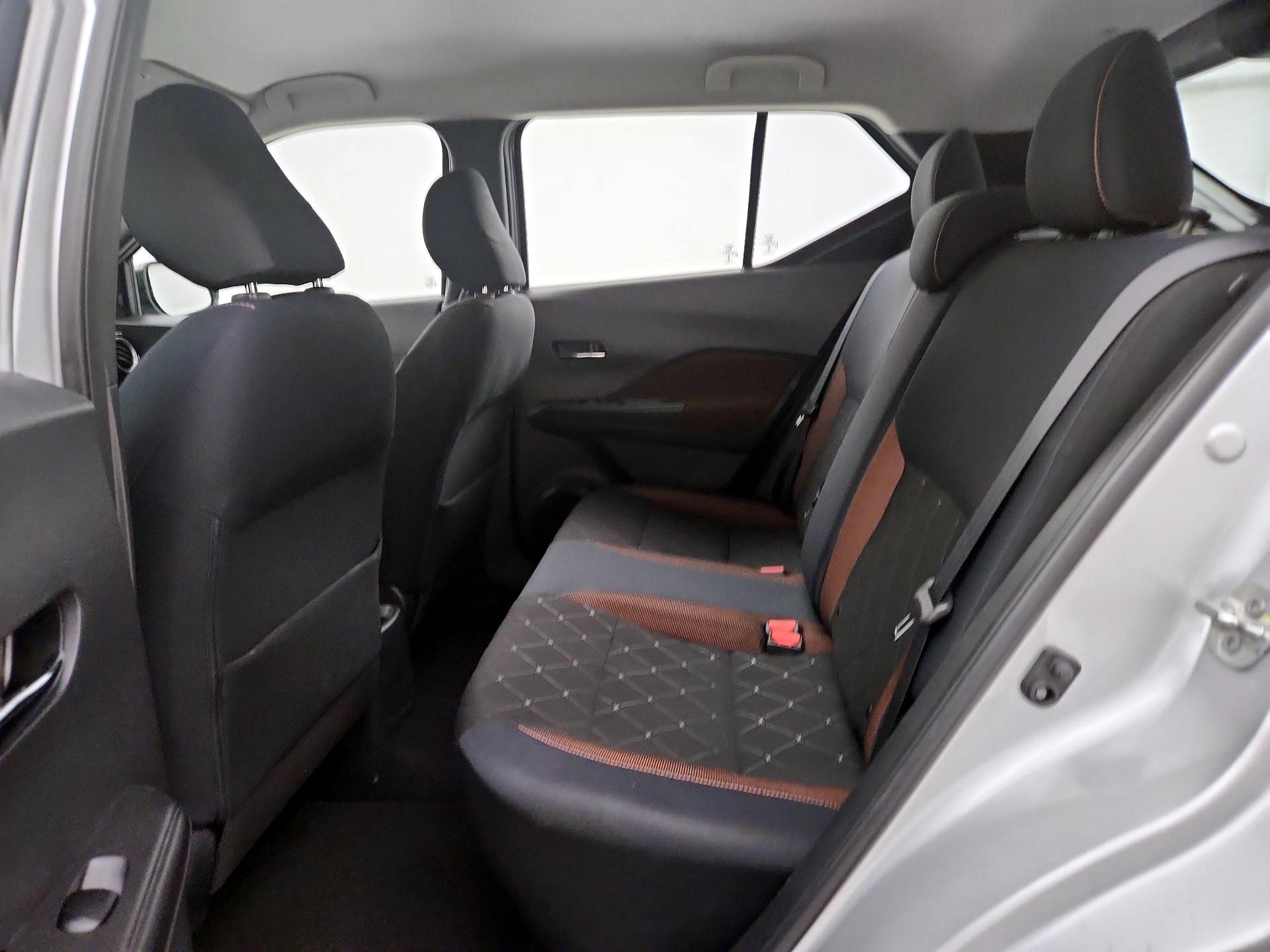 Thumbnail: 2018 Nissan Kicks - 19