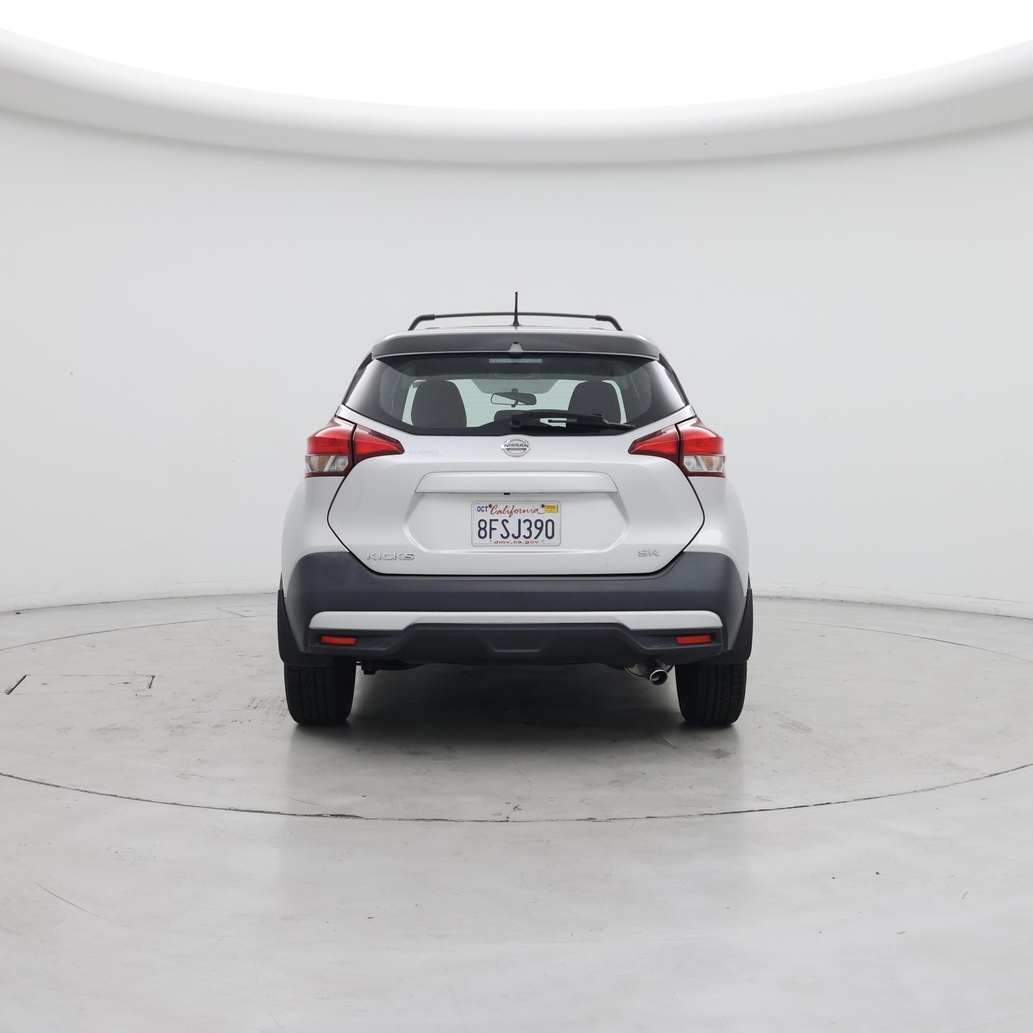 Thumbnail: 2018 Nissan Kicks - 6