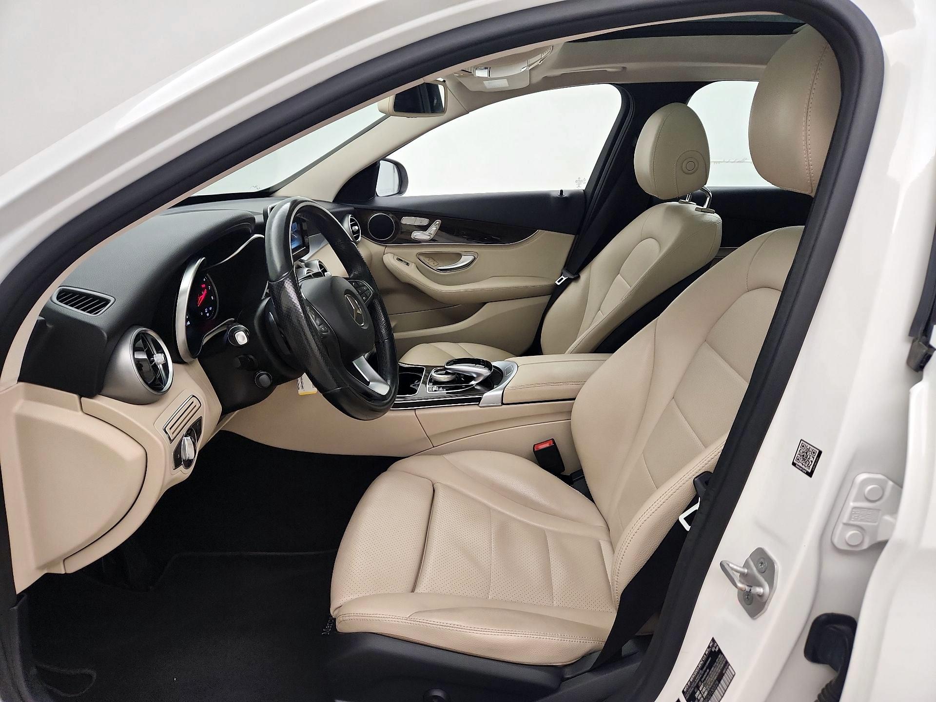 Thumbnail: 2016 Mercedes-Benz C-Class - 11