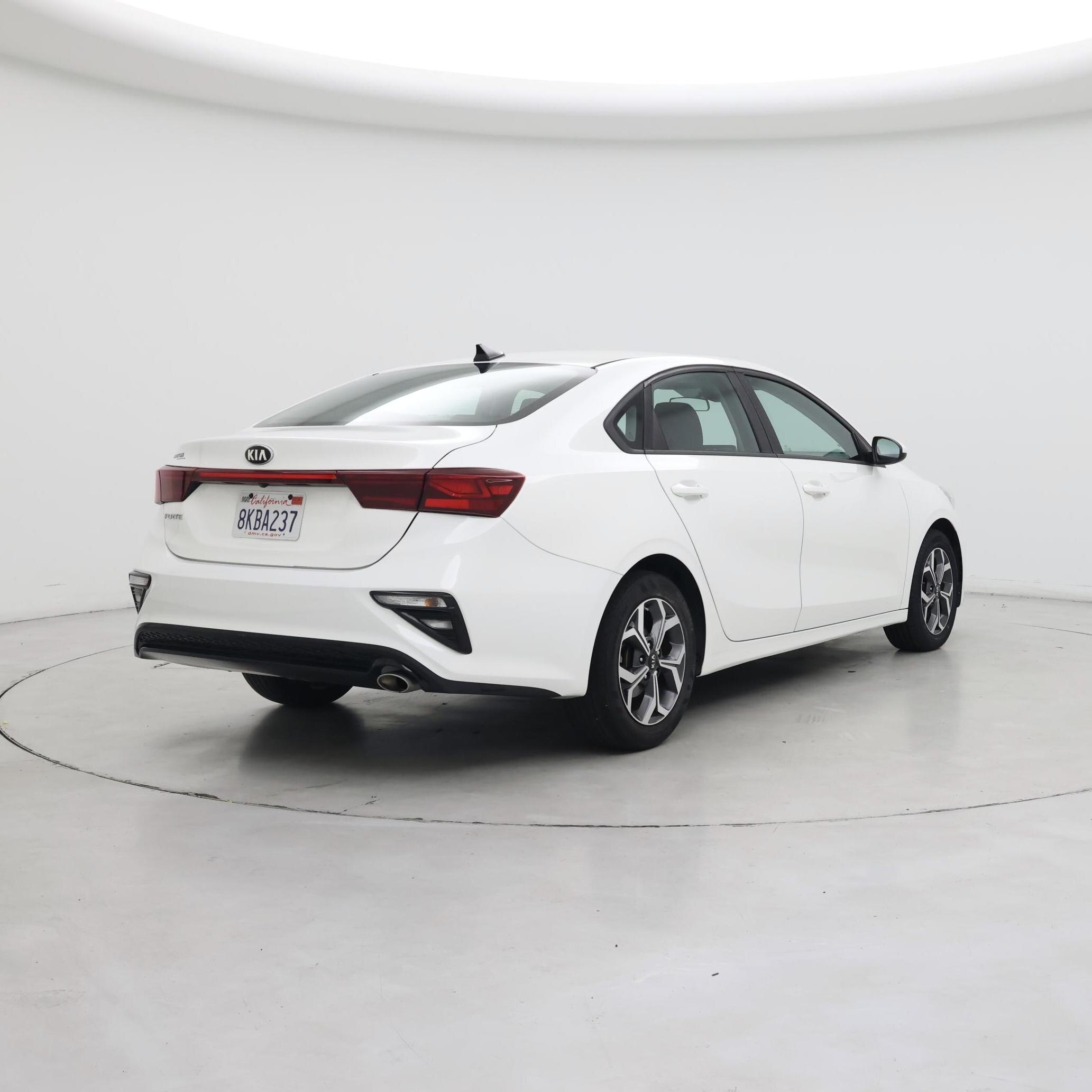 Thumbnail: 2019 Kia Forte - 8