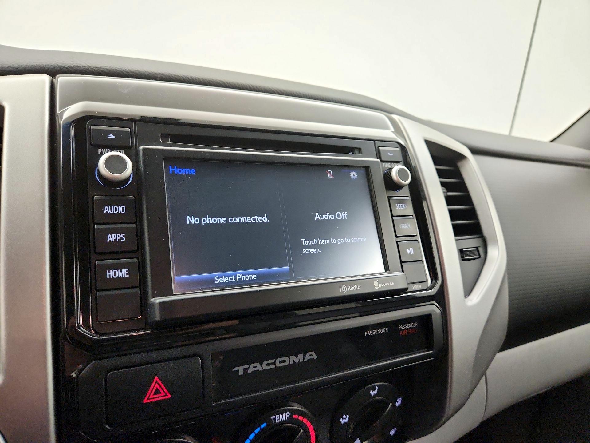 Thumbnail: 2015 Toyota Tacoma - 15