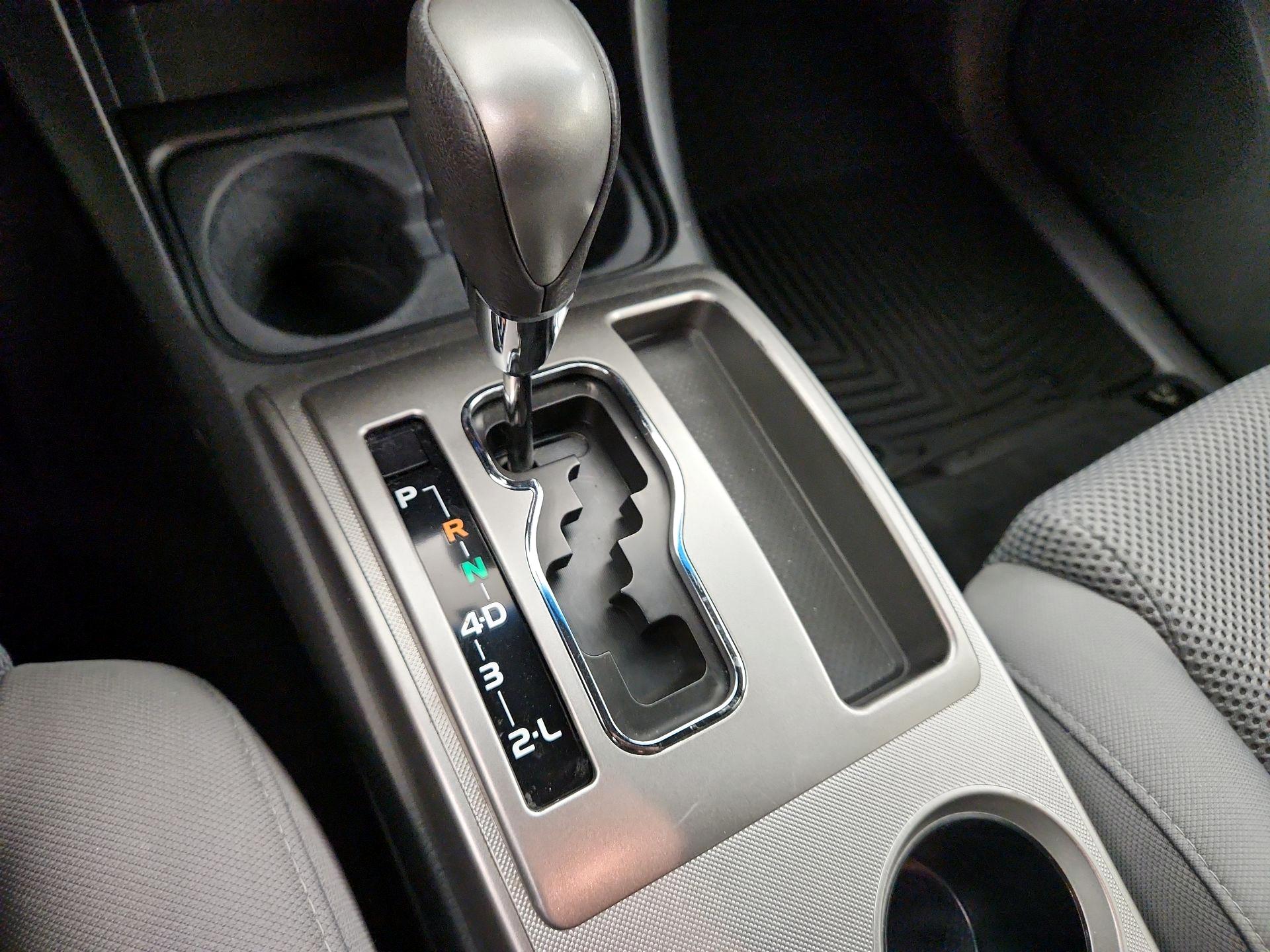 Thumbnail: 2015 Toyota Tacoma - 17