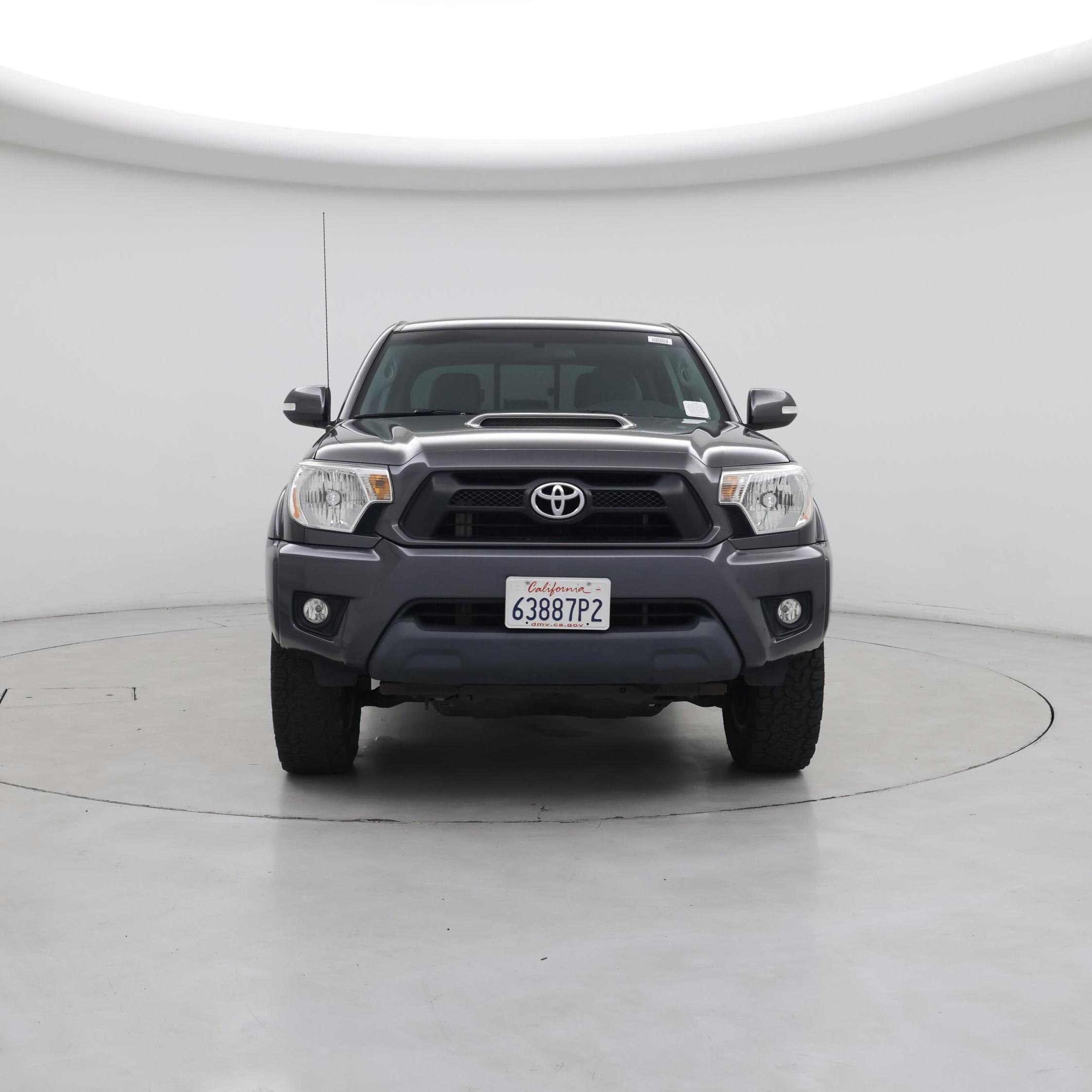 Thumbnail: 2015 Toyota Tacoma - 5