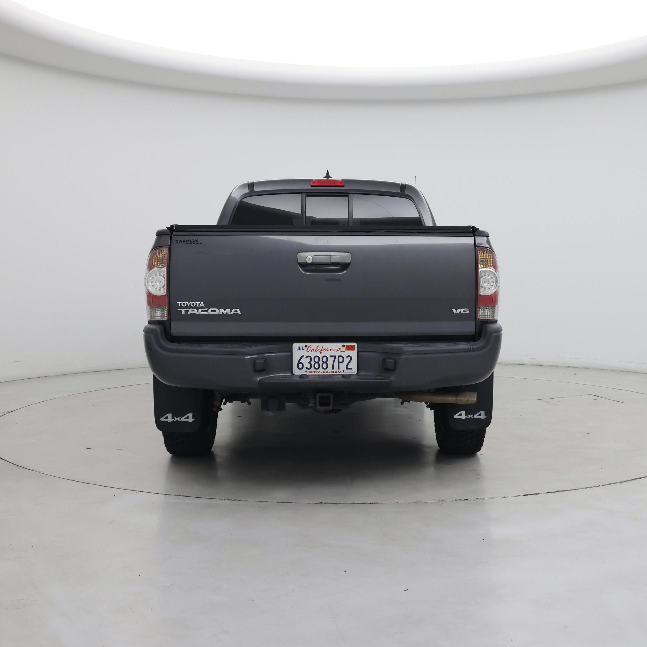 Thumbnail: 2015 Toyota Tacoma - 6