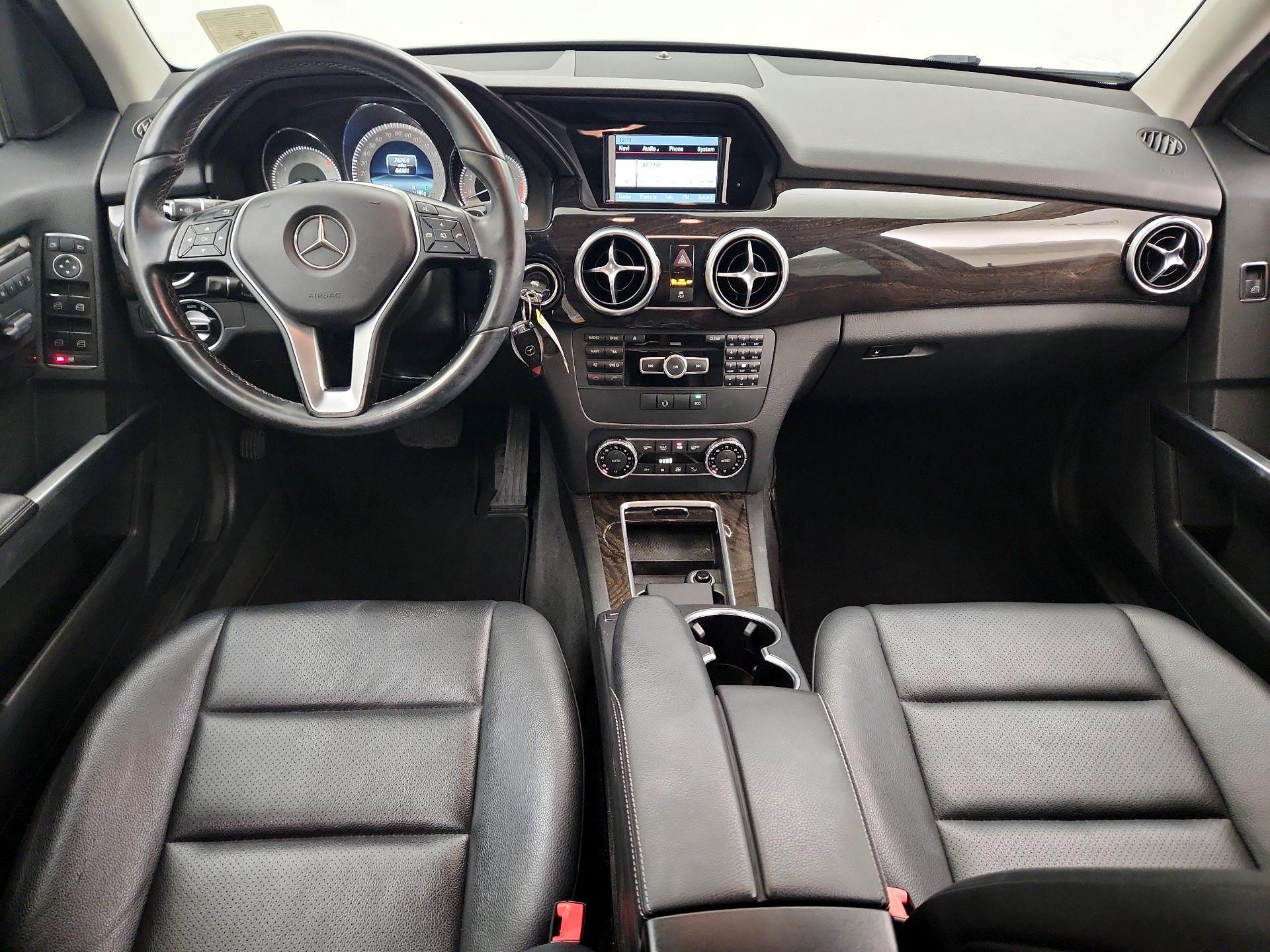 Thumbnail: 2015 Mercedes-Benz GLK - 9