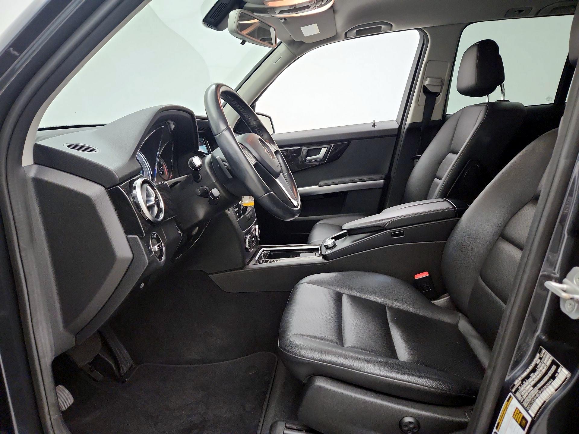 Thumbnail: 2015 Mercedes-Benz GLK - 11