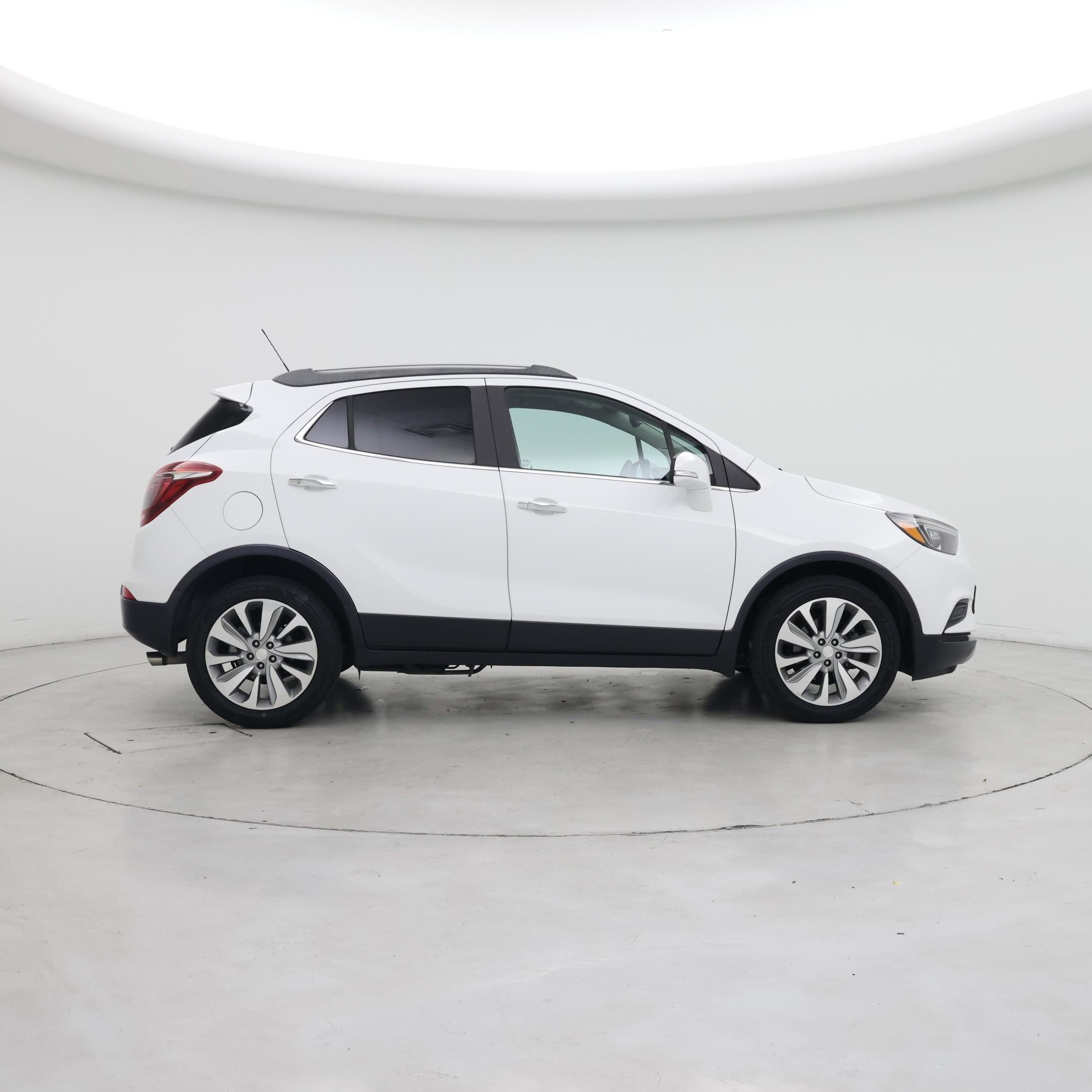 Thumbnail: 2018 Buick Encore - 7