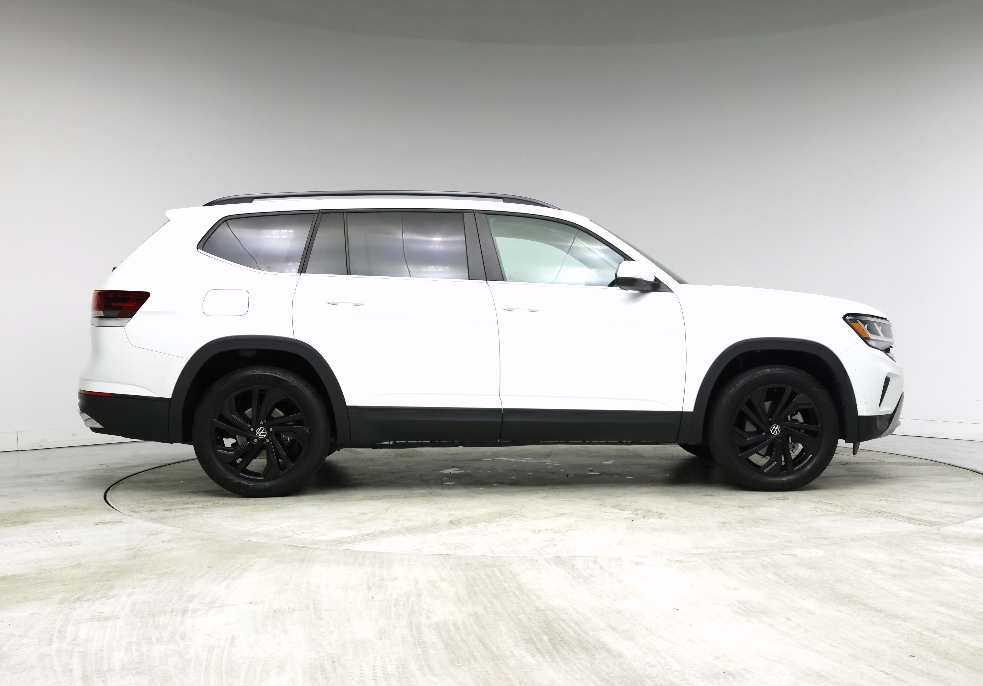 Thumbnail: 2022 Volkswagen Atlas - 7