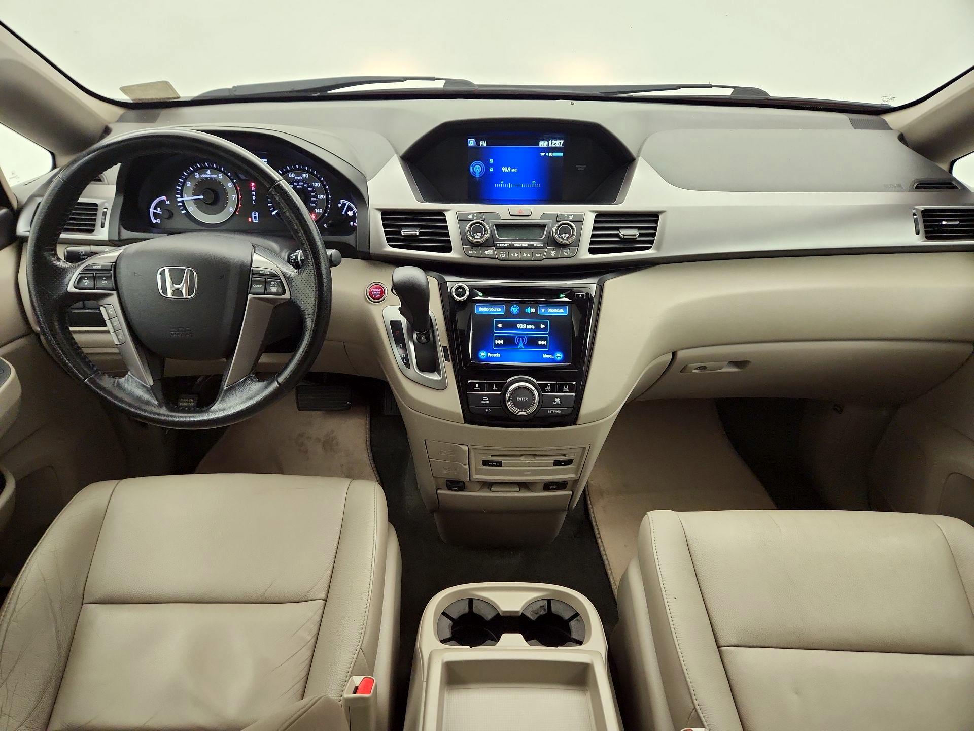 Thumbnail: 2015 Honda Odyssey - 9