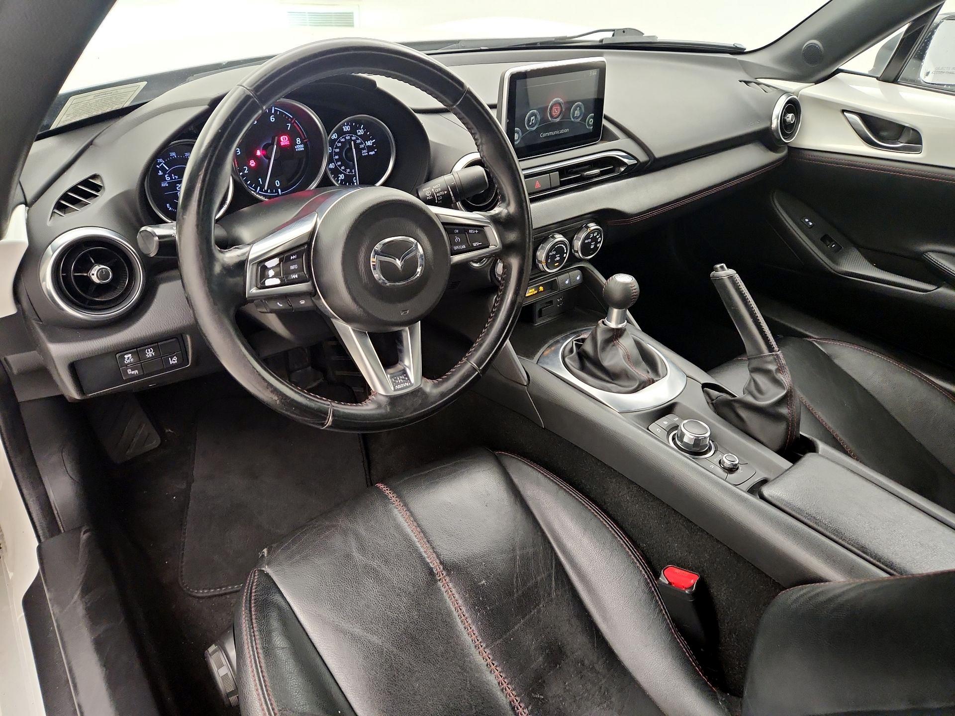 Thumbnail: 2016 Mazda MX-5 Miata - 9