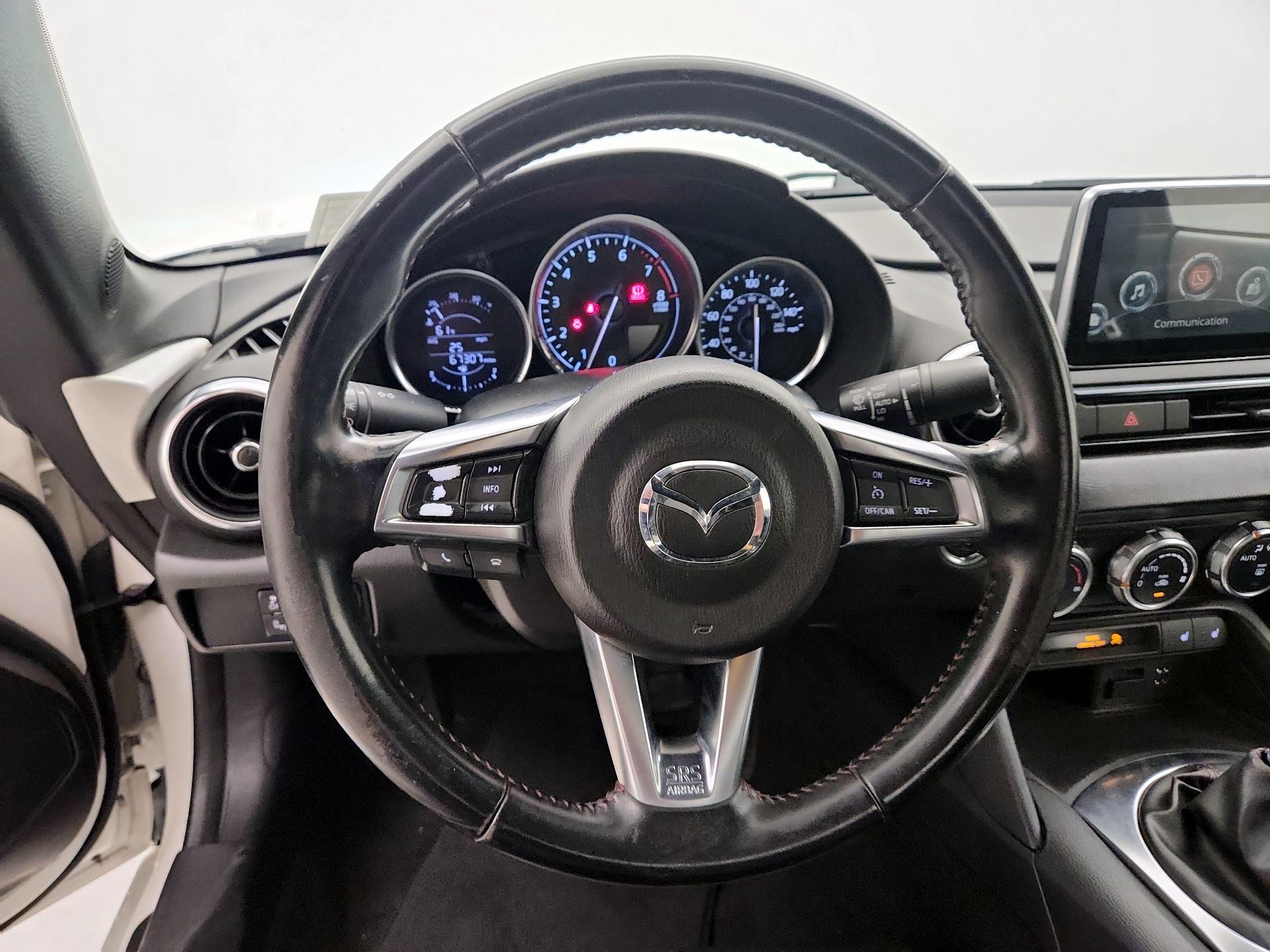 Thumbnail: 2016 Mazda MX-5 Miata - 10