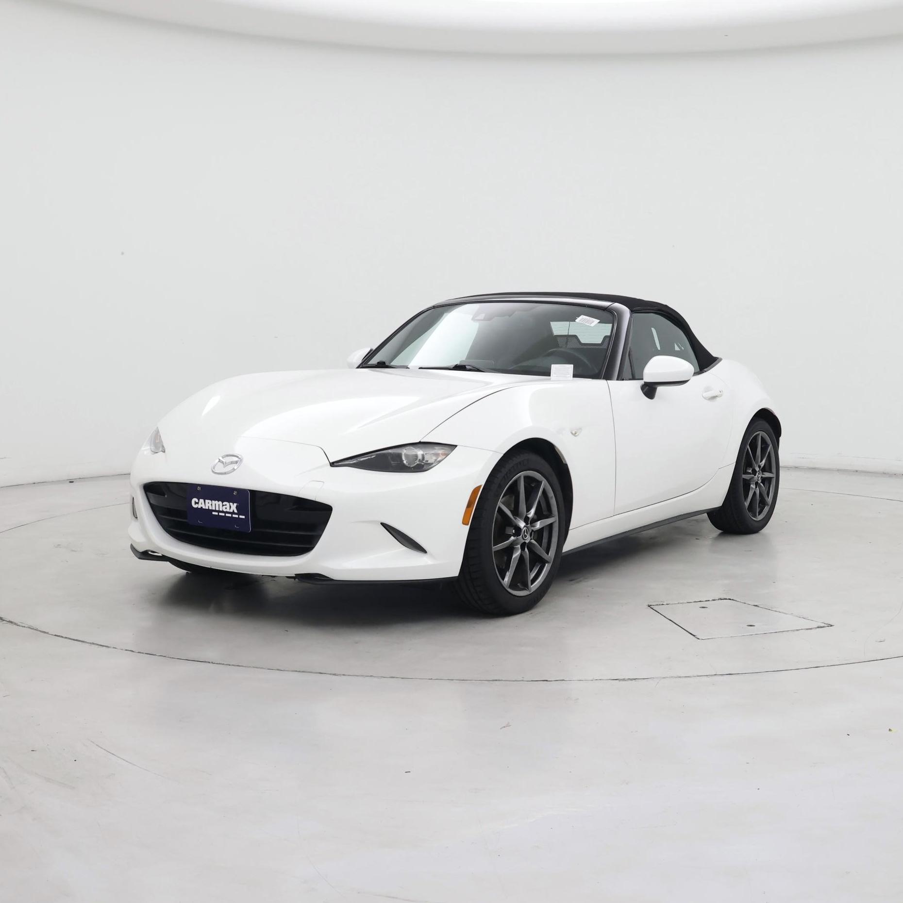 Thumbnail: 2016 Mazda MX-5 Miata - 4