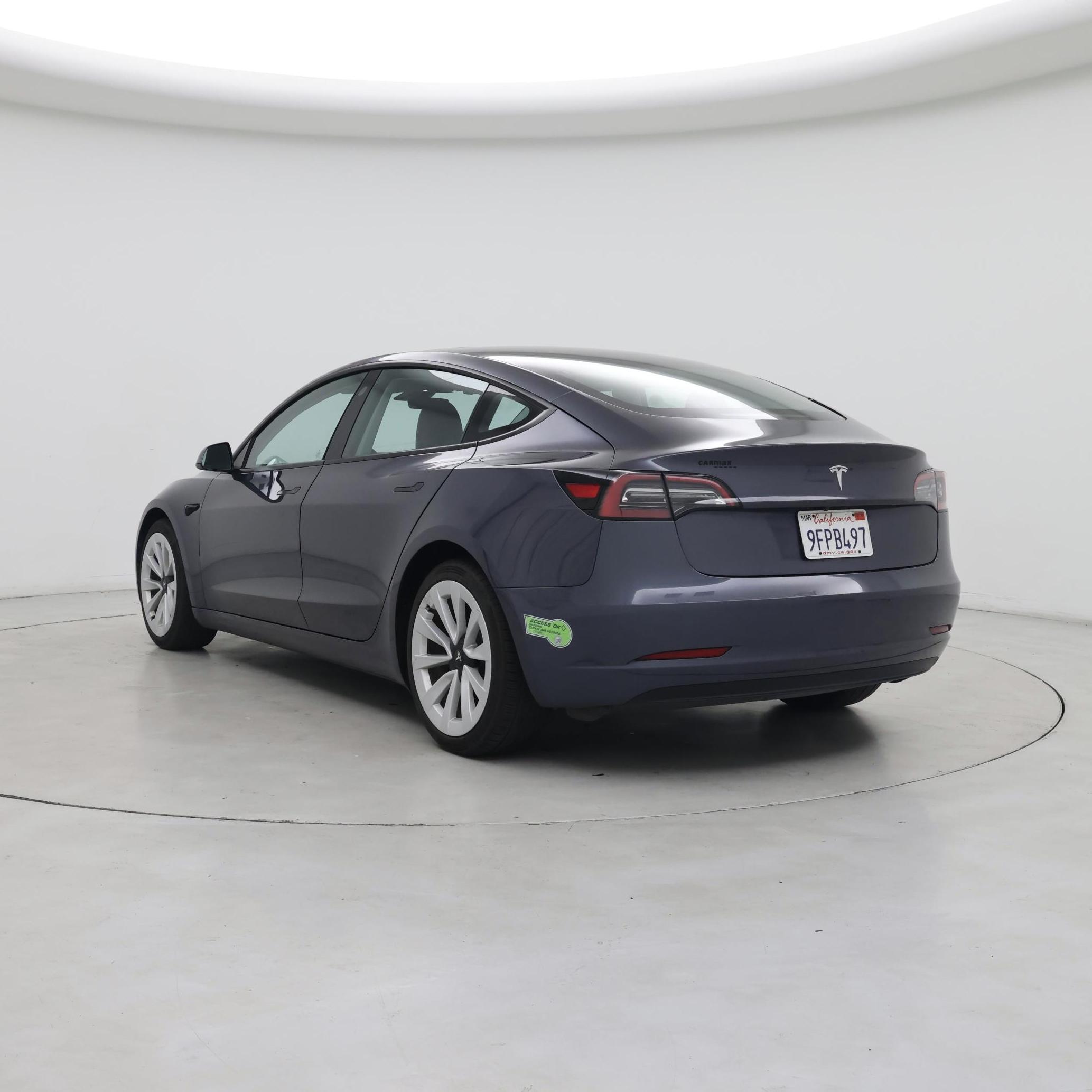 Thumbnail: 2023 Tesla Model 3 - 2