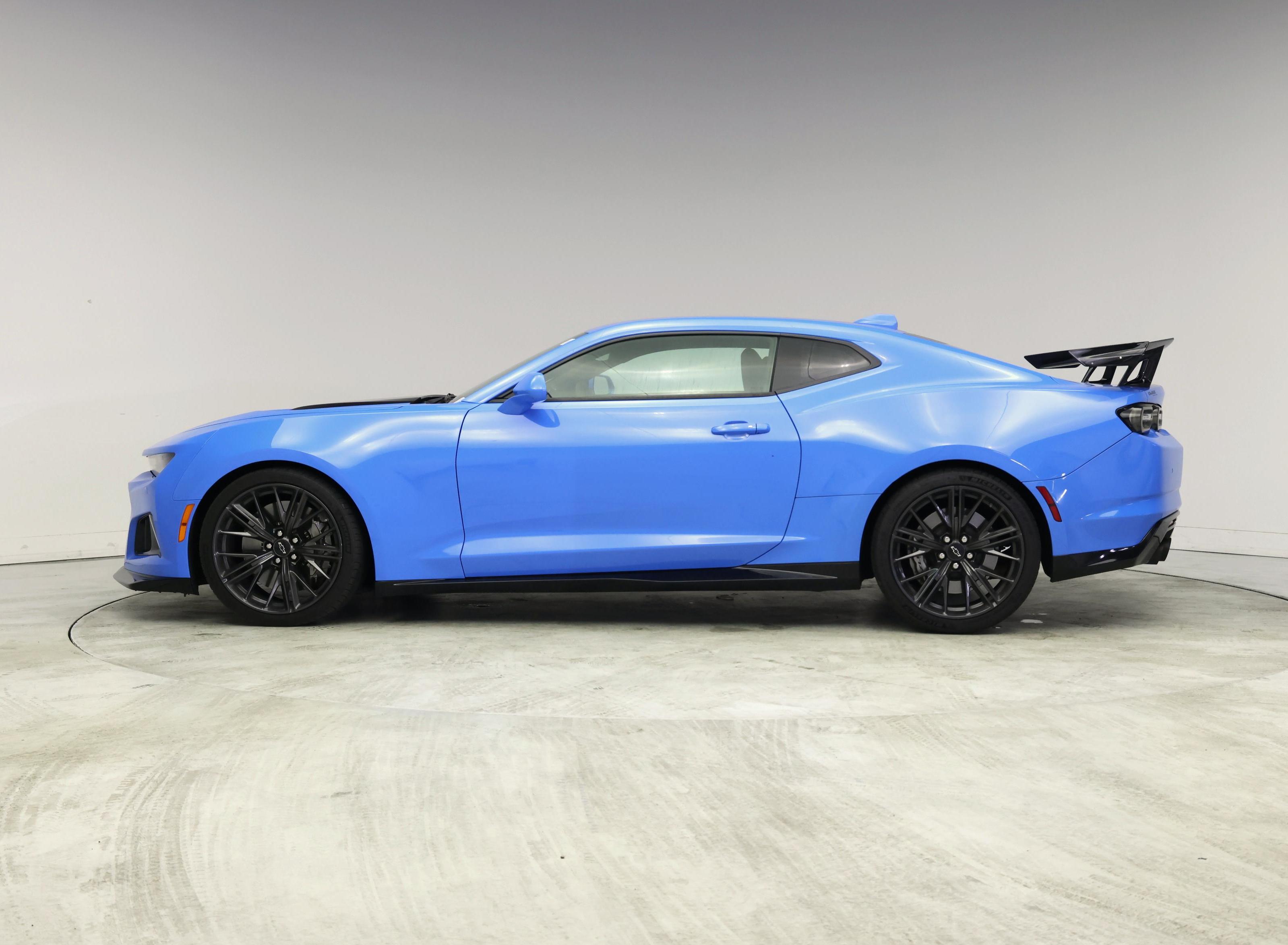 Thumbnail: 2022 Chevrolet Camaro - 3