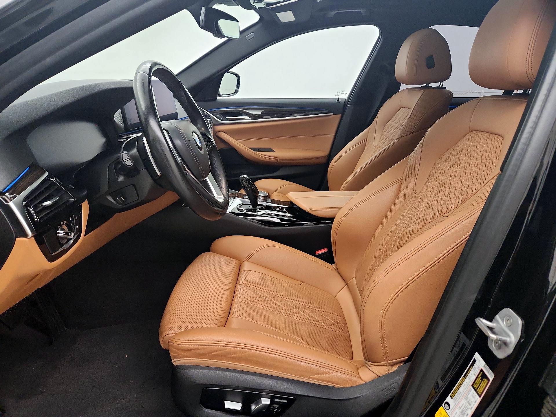Thumbnail: 2021 BMW 5 Series - 11