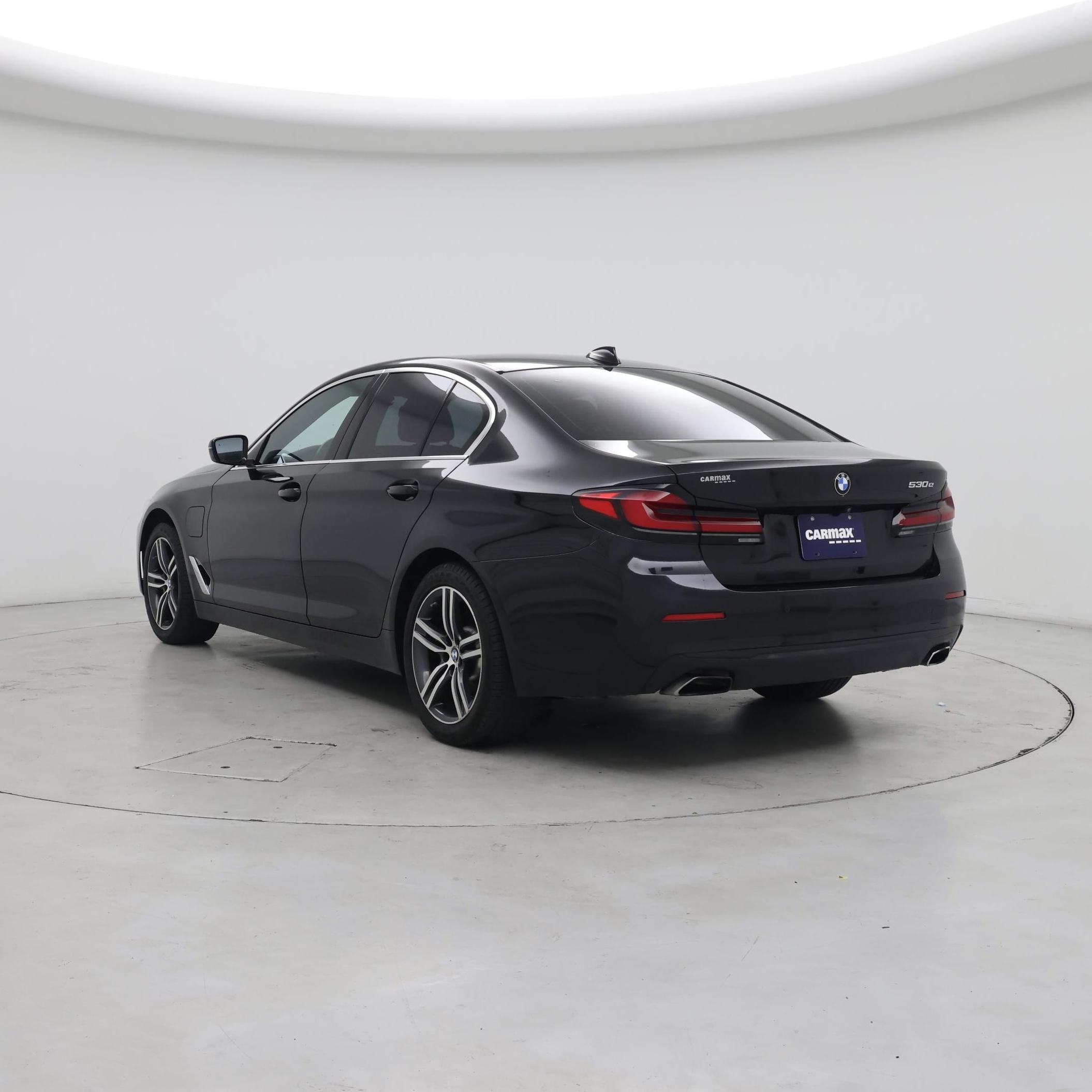 Thumbnail: 2021 BMW 5 Series - 2