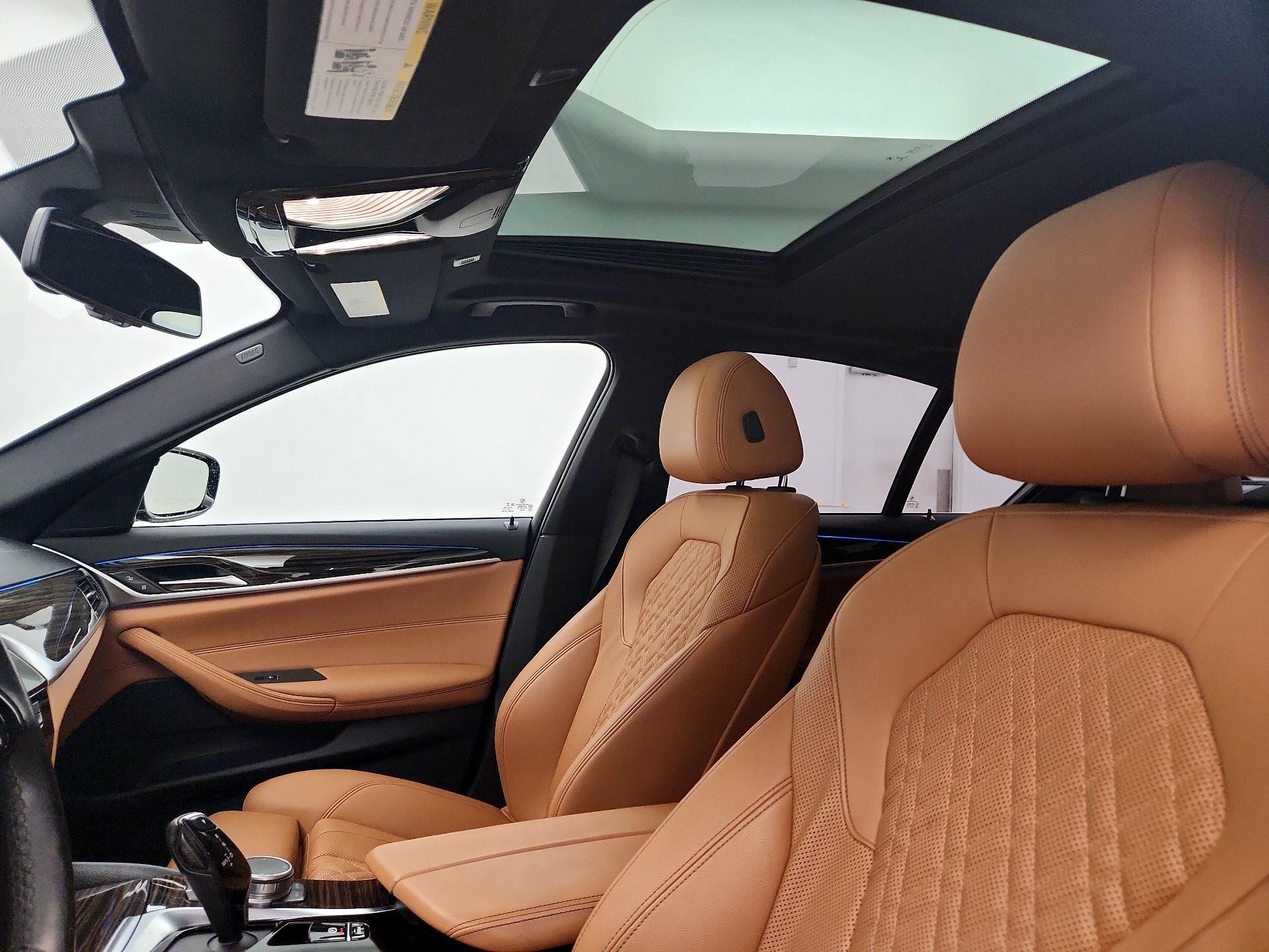 Thumbnail: 2021 BMW 5 Series - 19
