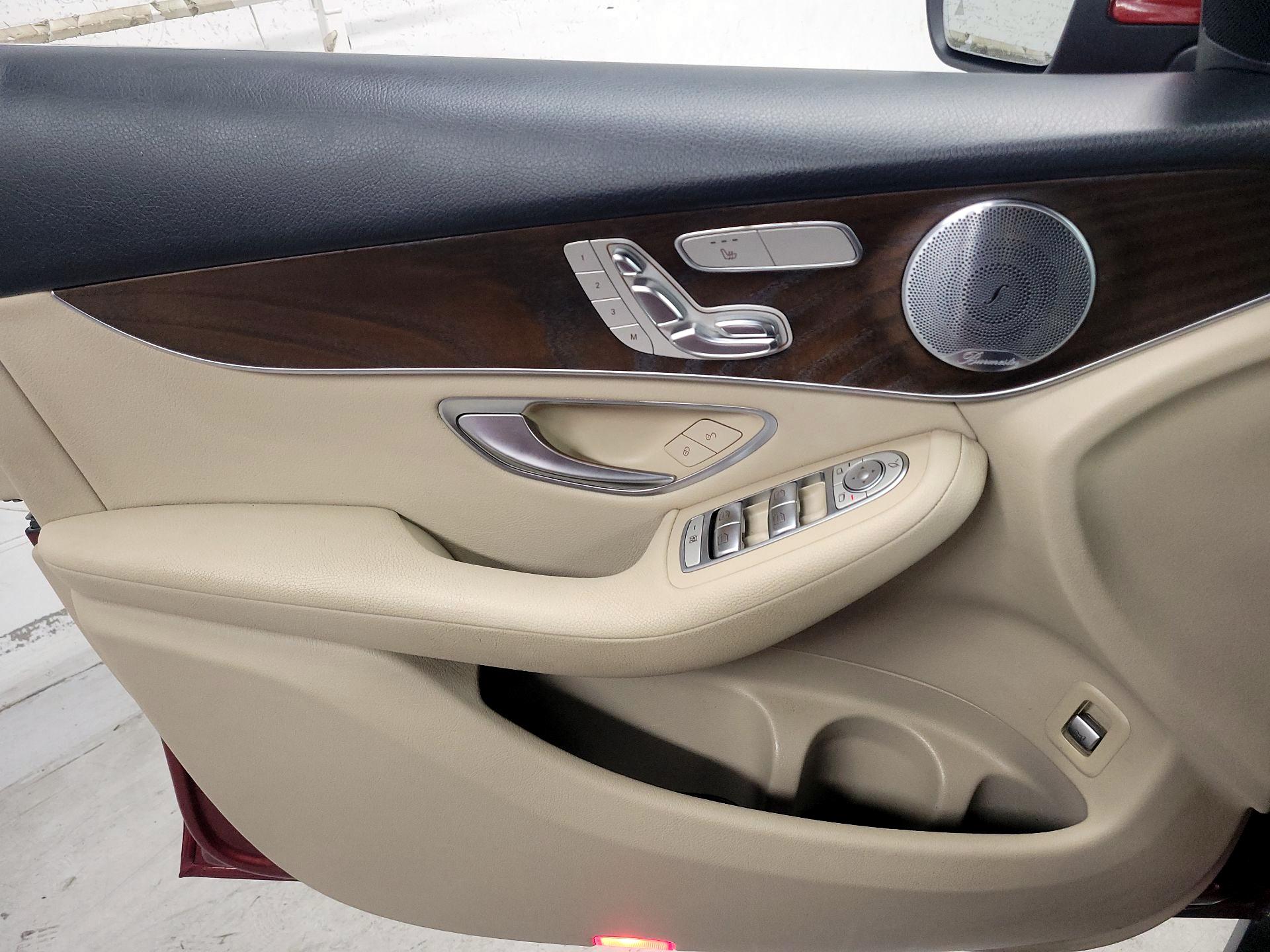 Thumbnail: 2019 Mercedes-Benz GLC - 13